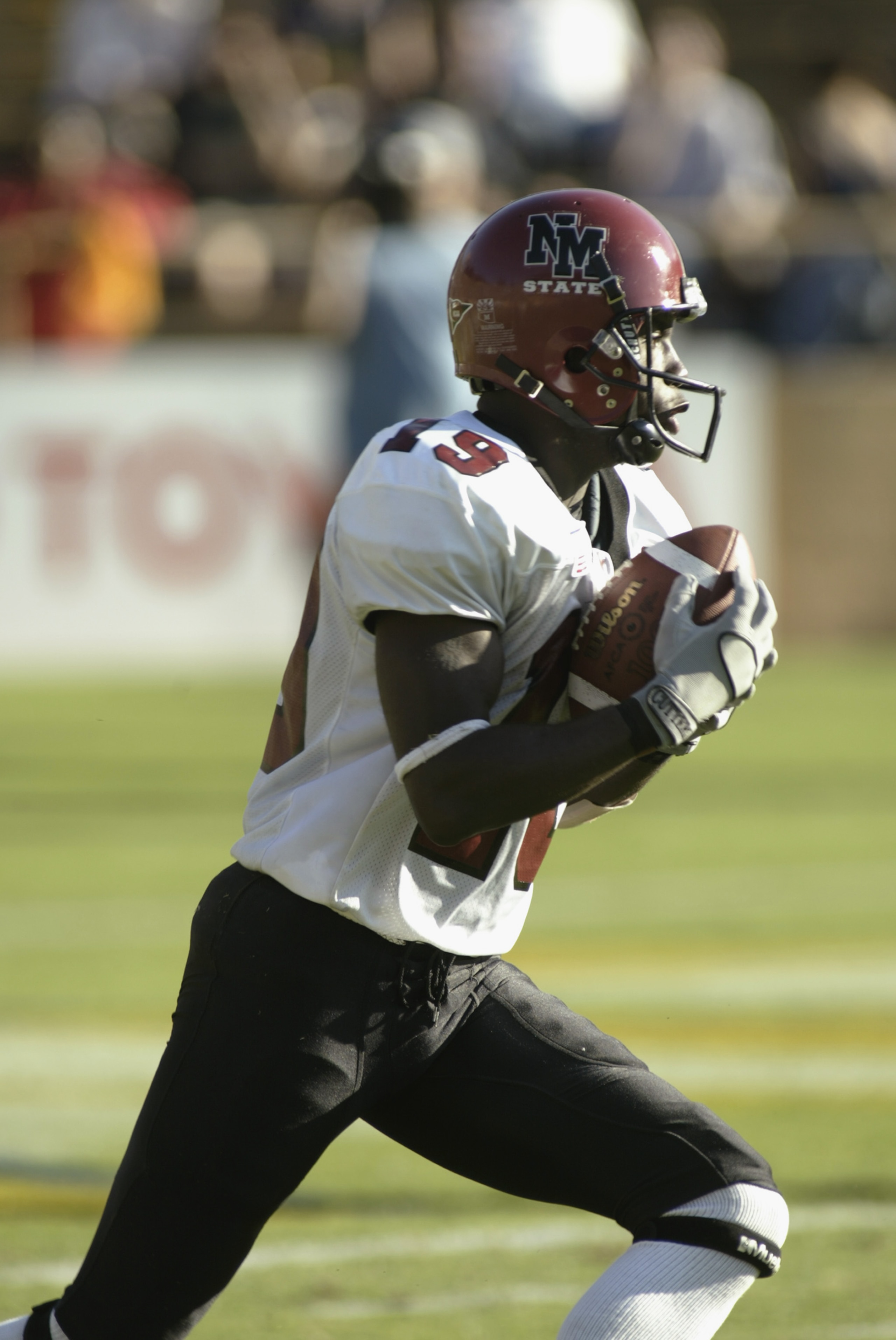 BERKELEY, CA - SEPTEMBER 7: P.J. Winston #19 of New Mexico State during the game against the California Golden Bears on September 7, 2002 at Memorial Stadium in Berkeley, California. (Photo By Scott Halleran/Getty Images) BERKELEY, CA - SEPTEMBER 7: P.J. Winston #19 of New Mexico State during the game against the California Golden Bears on September 7, 2002 at Memorial Stadium in Berkeley, California. (Photo By Scott Halleran/Getty Images)