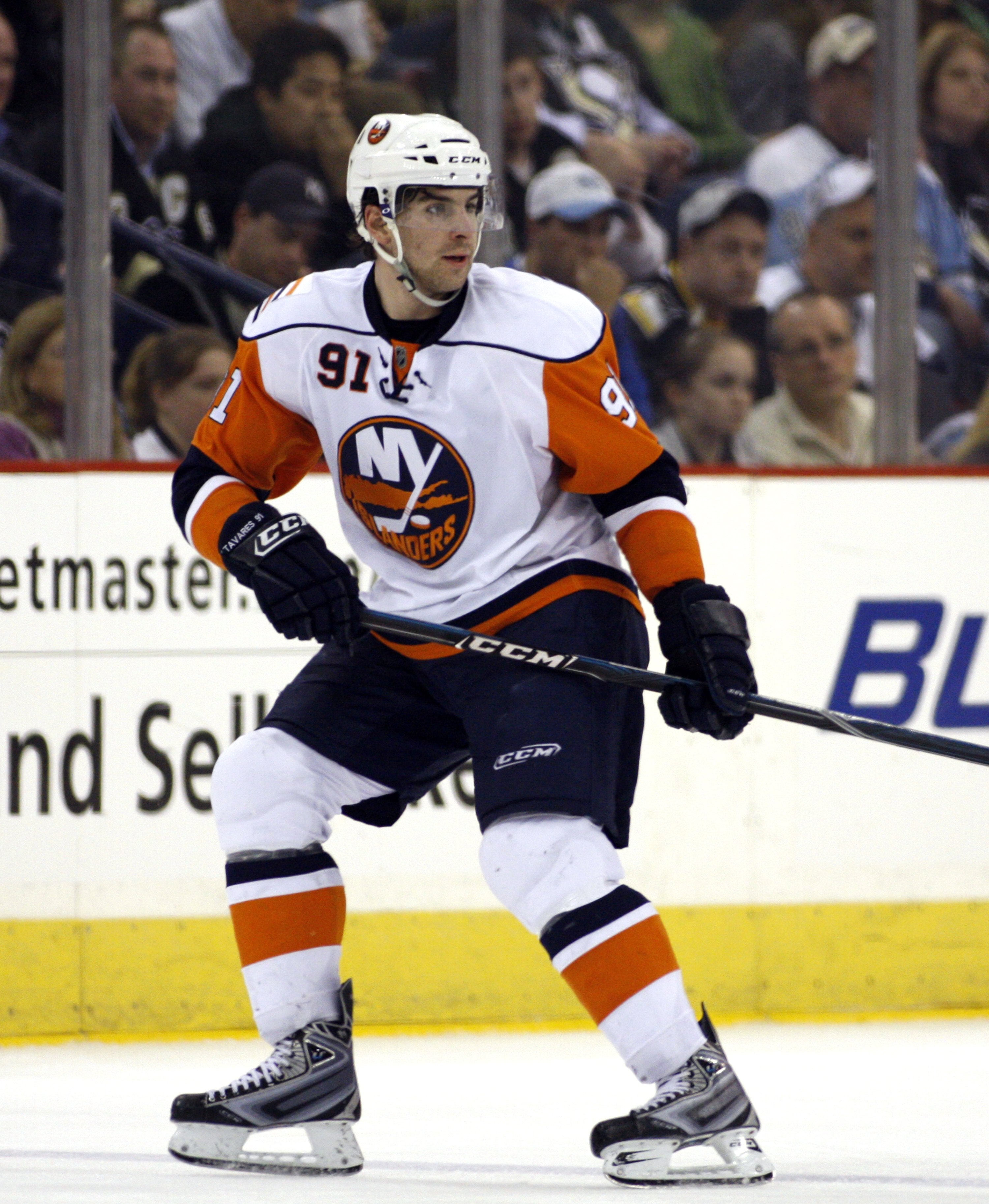 PITTSBURGH, PA - APRIL 08:  John Tavares #91 of the New York Islanders skates against the Pittsburgh Penguins at Mellon Arena on April 8, 2010 in Pittsburgh, Pennsylvania.  The Penguins defeated the Islanders 7-3.  (Photo by Justin K. Aller/Getty Images)