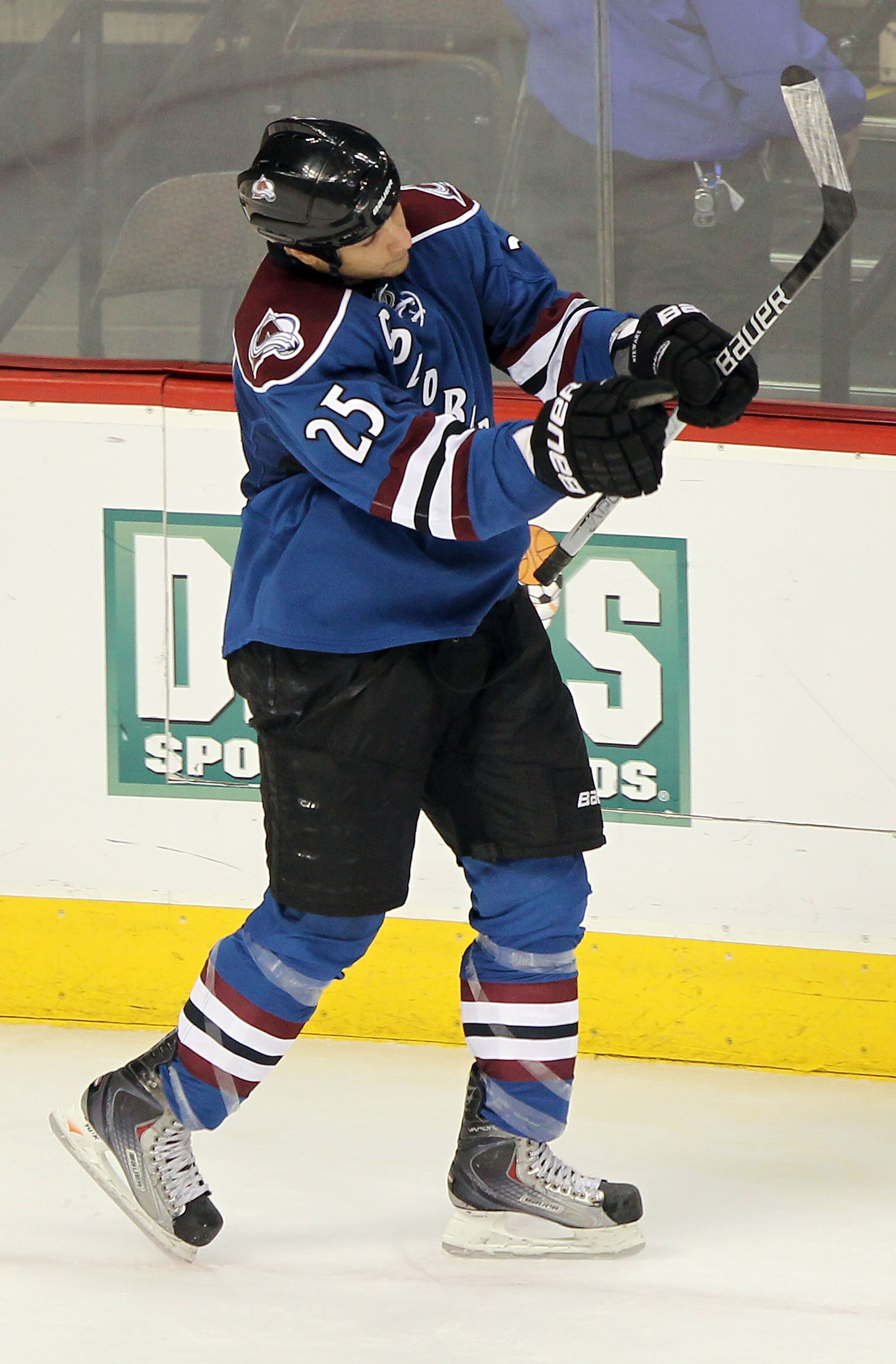 DENVER - MARCH 24:  Chris Stewart #25 of the Colorado Avalanche celebrates his overtime shootout goal against the Los Angeles Kings during NHL action at the Pepsi Center on March 24, 2010 in Denver, Colorado. Stewart's goal proved to be the game winner as