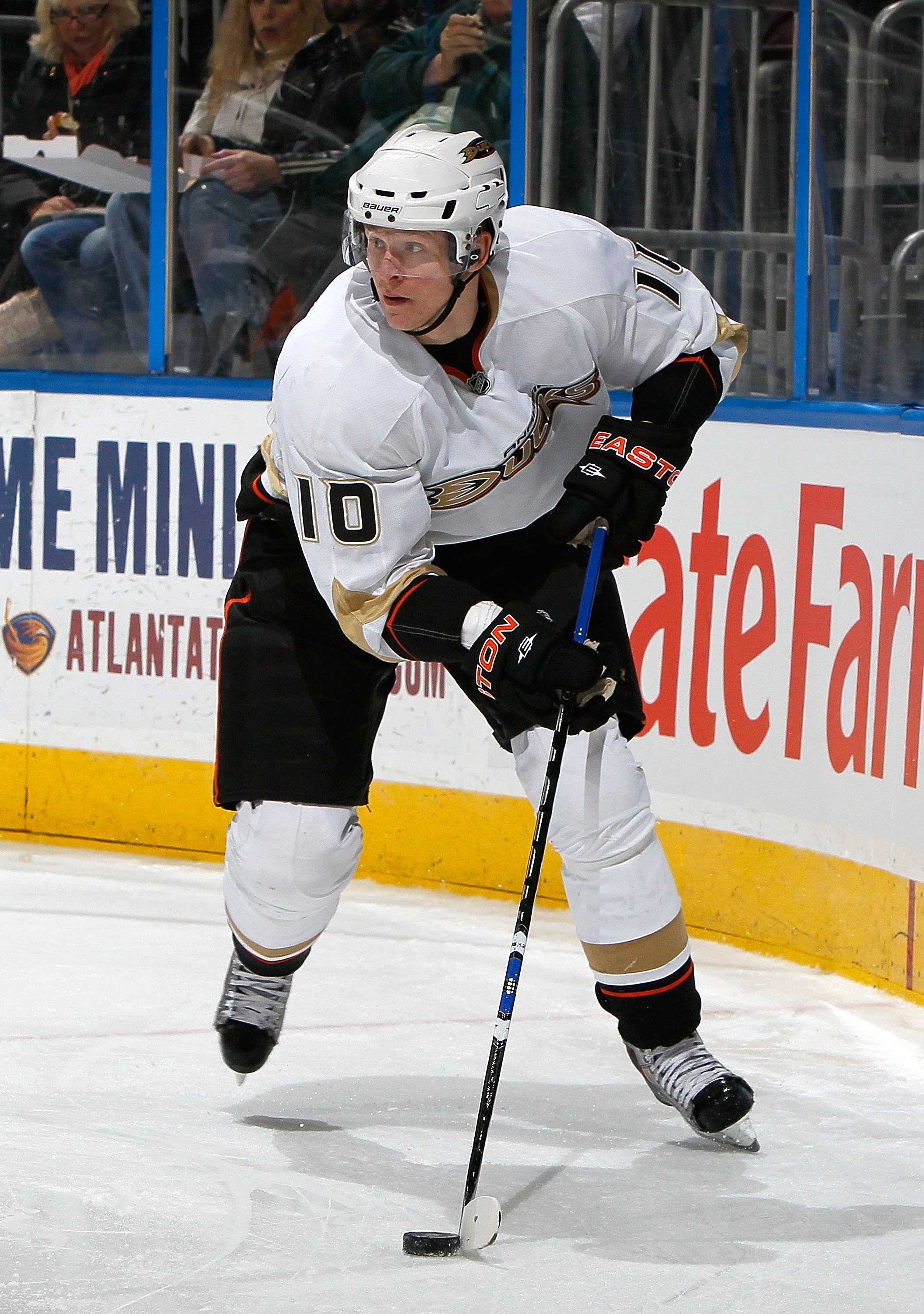 ATLANTA - JANUARY 26:  Corey Perry #10 of the Anaheim Ducks against the Atlanta Thrashers at Philips Arena on January 26, 2010 in Atlanta, Georgia.  (Photo by Kevin C. Cox/Getty Images)