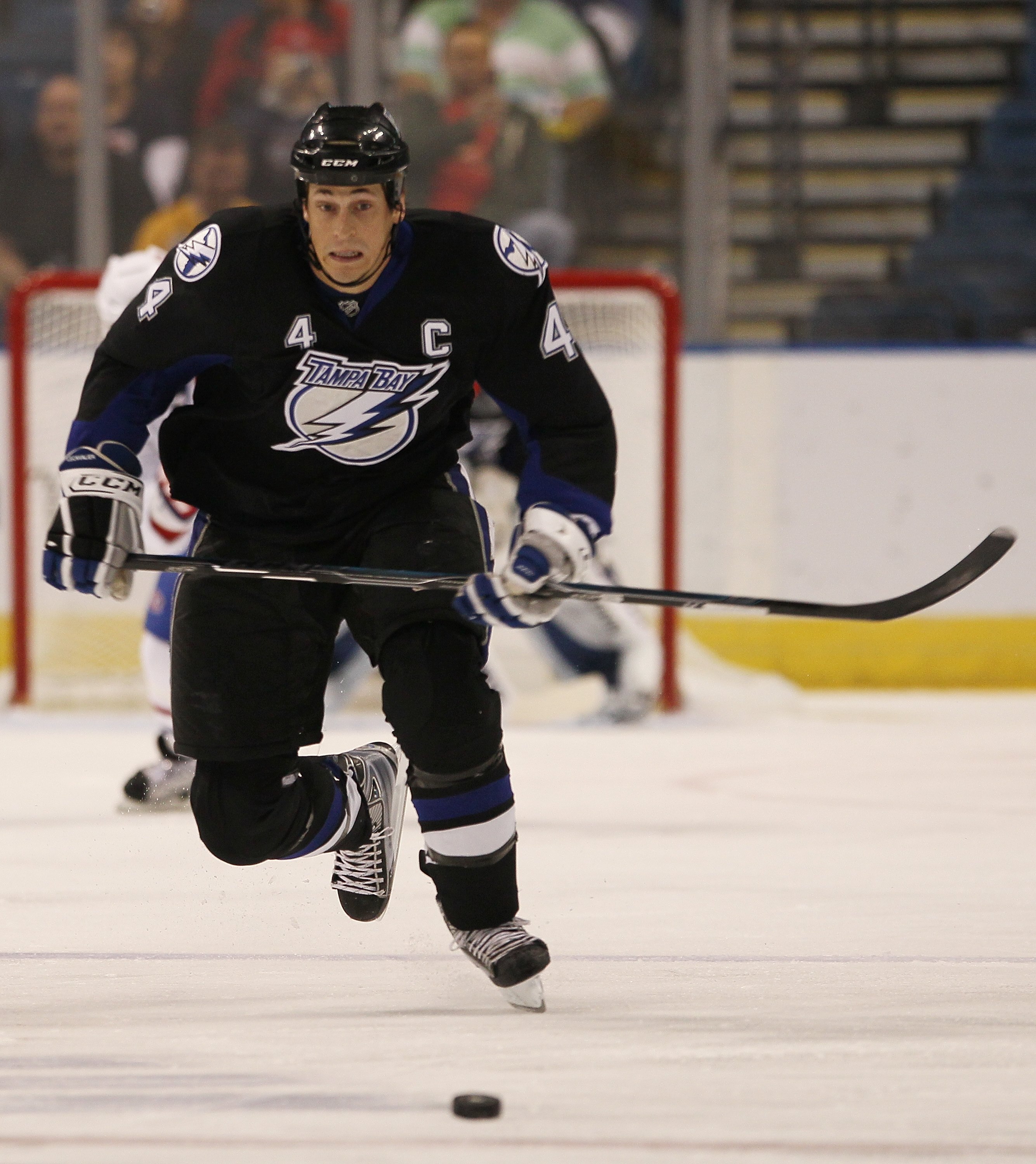 TAMPA, FL - JANUARY 27:  Vincent Lecavalier #4 of the Tampa Bay Lightning skates against the Montreal Canadiens at the St. Pete Times Forum on January 27, 2010 in Tampa, Florida.  (Photo by Bruce Bennett/Getty Images)