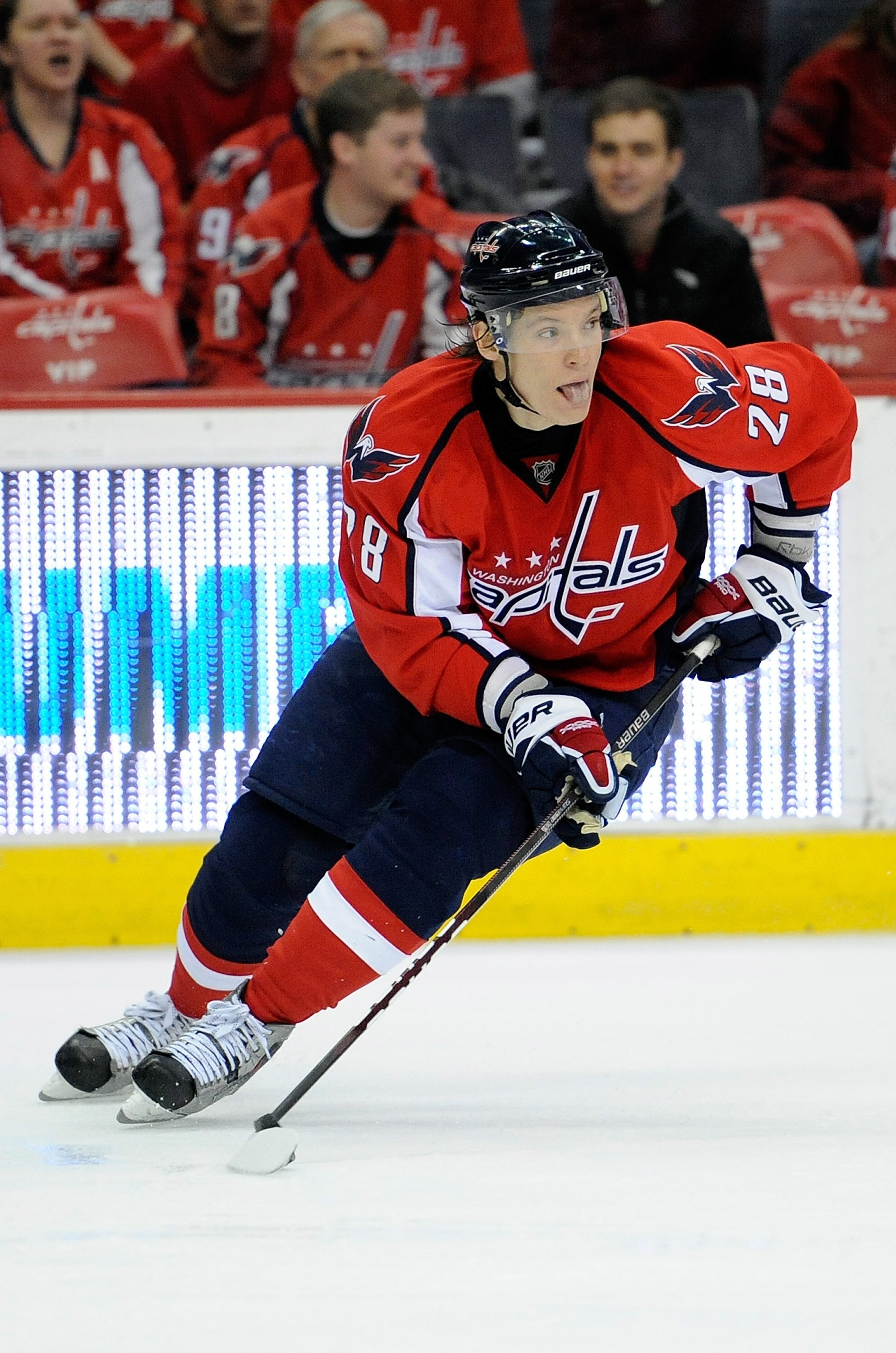 WASHINGTON - MARCH 28:  Alexander Semin #28 of the Washington Capitals handles the puck against the Calgary Flames at the Verizon Center on March 28, 2010 in Washington, DC.  (Photo by Greg Fiume/Getty Images)