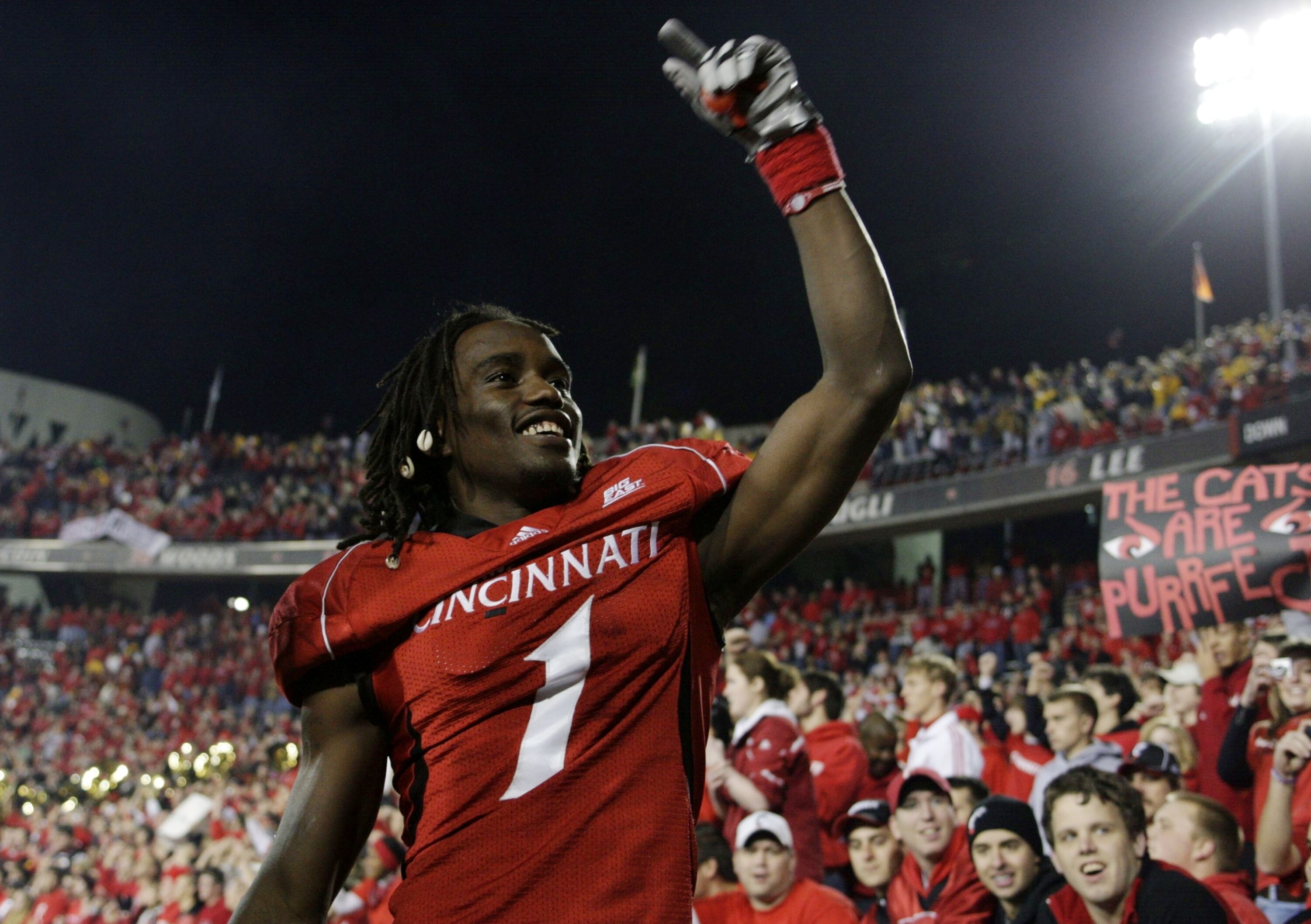 CINCINNATI - NOVEMBER 13:  Mardy Gilyard #1 of the Cincinnati Bearcats celebrates his teams 24-21 win over the West Virginia Mountaineers in the game at Nippert Stadium on November 13, 2009 in Cincinnati, Ohio.  (Photo by Andy Lyons/Getty Images)