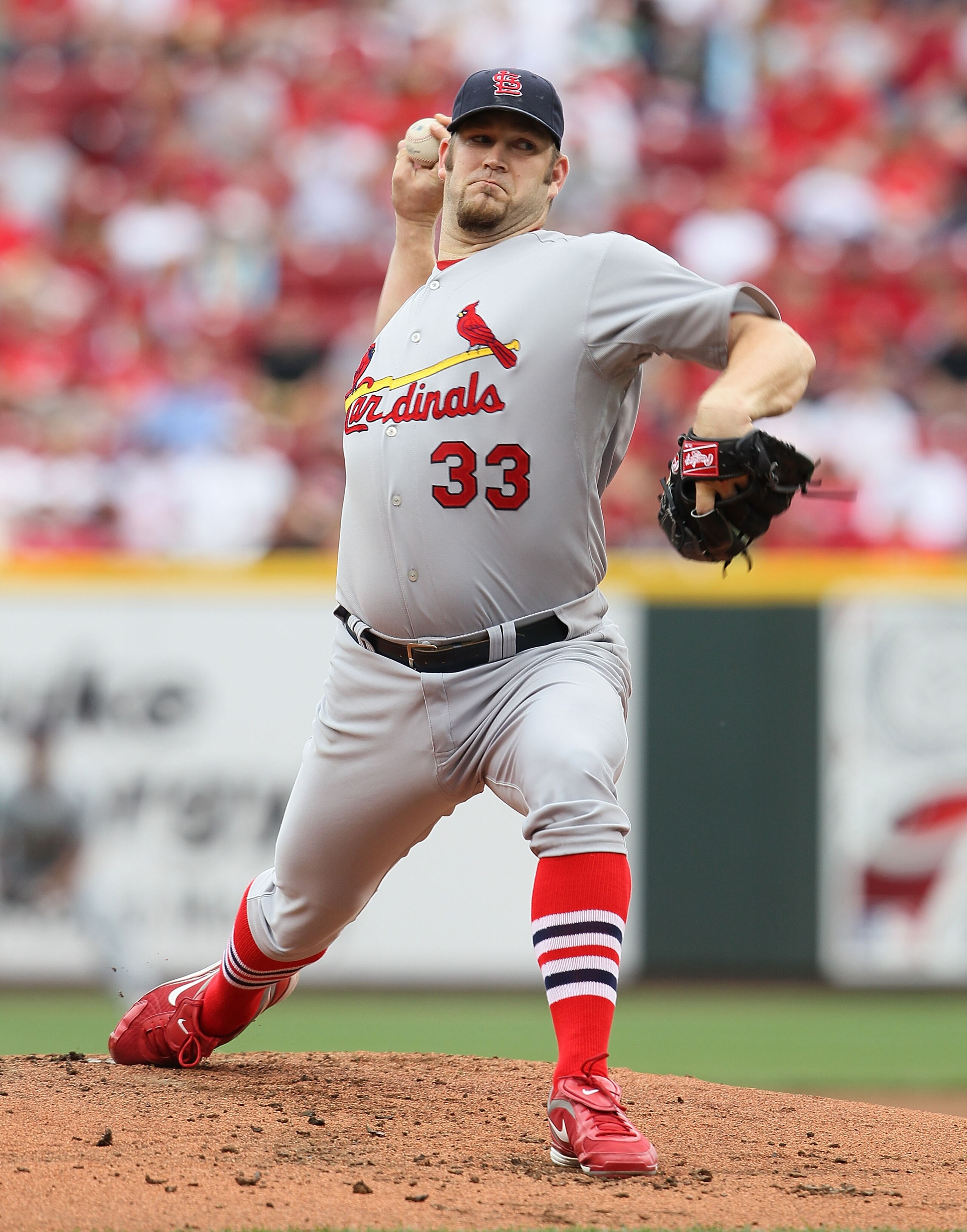 CINCINNATI - MAY 16:  Brad Penny #33 of the St. Louis Cardinals throws a pitch during the game against the Cincinnati Reds at Great American Ball Park on May 16, 2010 in Cincinnati, Ohio.  (Photo by Andy Lyons/Getty Images)