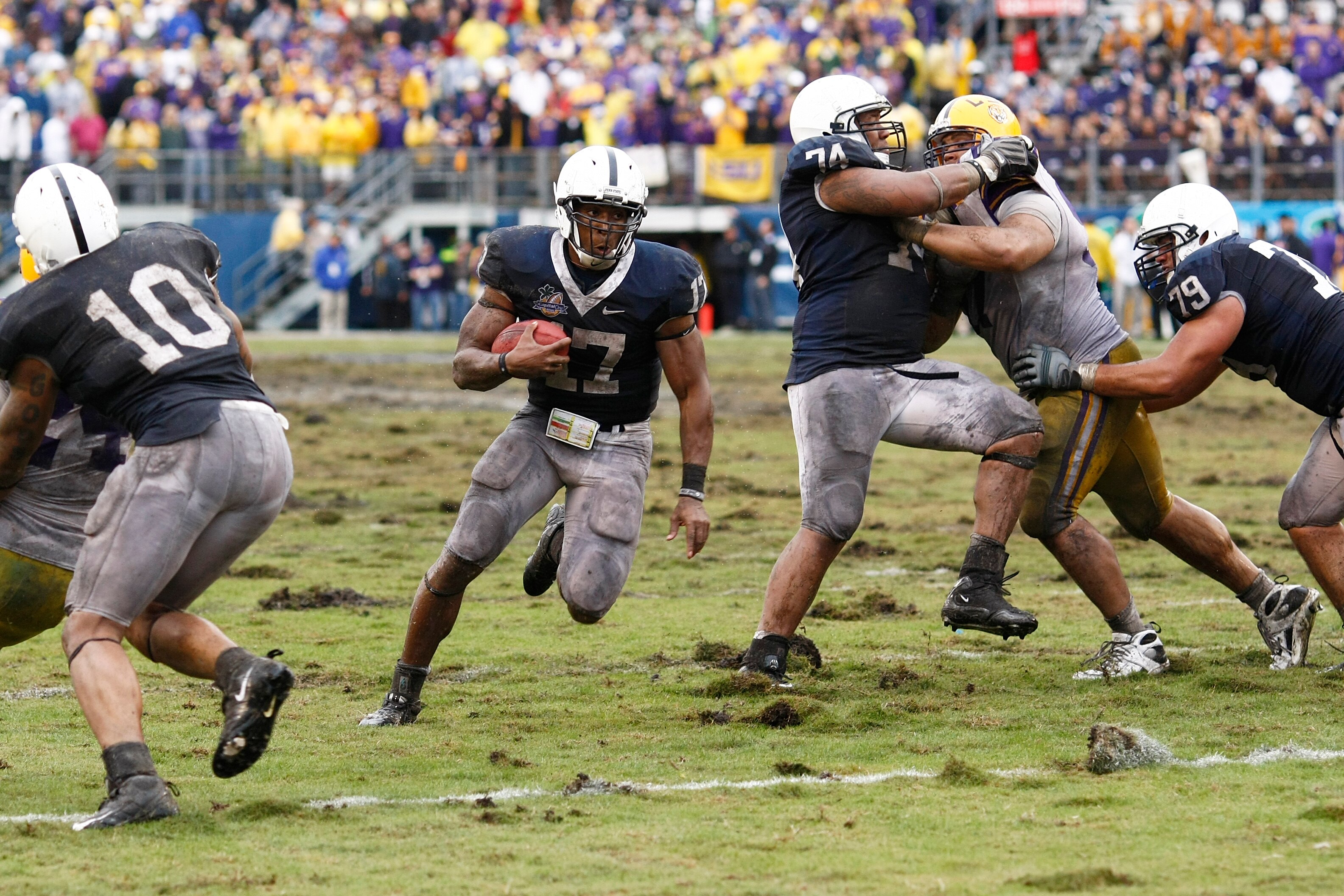 ORLANDO, FL - JANUARY 1: Daryll Clark #17 of the Penn State Nittany Lions runs with the football in the second half of the 2010 Capital One Bowl against the LSU Tigers at the Florida Citrus Bowl Stadium on January 1, 2010 in Orlando, Florida. Penn State w