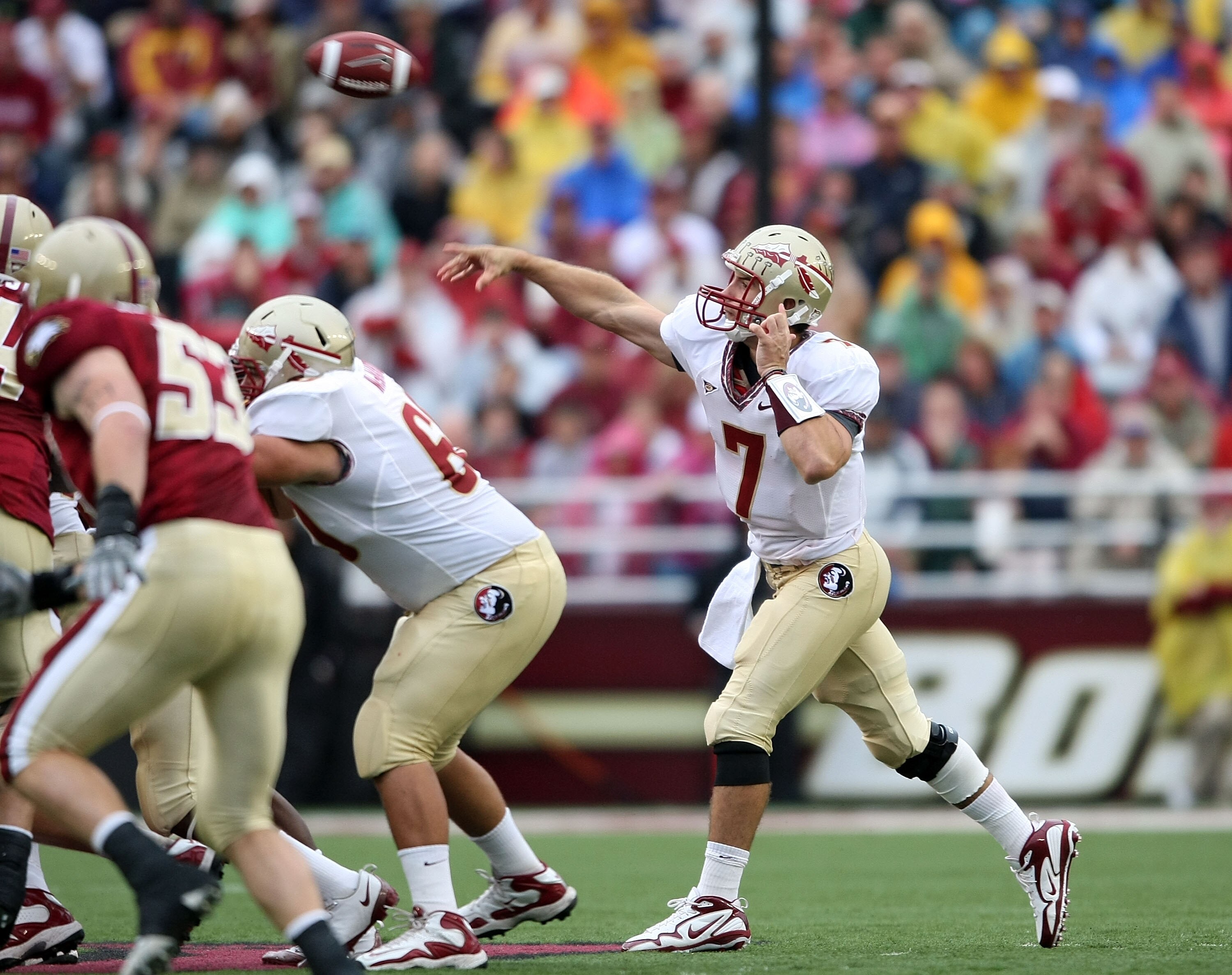 CHESTNUT HILL, MA - OCTOBER 03:  Christian Ponder #7 of the Florida State Seminoles passes the ball the first half against the Boston College Eagles on October 3, 2009 at Alumni Stadium in Chestnut Hill, Massachusetts. (Photo by Elsa/Getty Images)