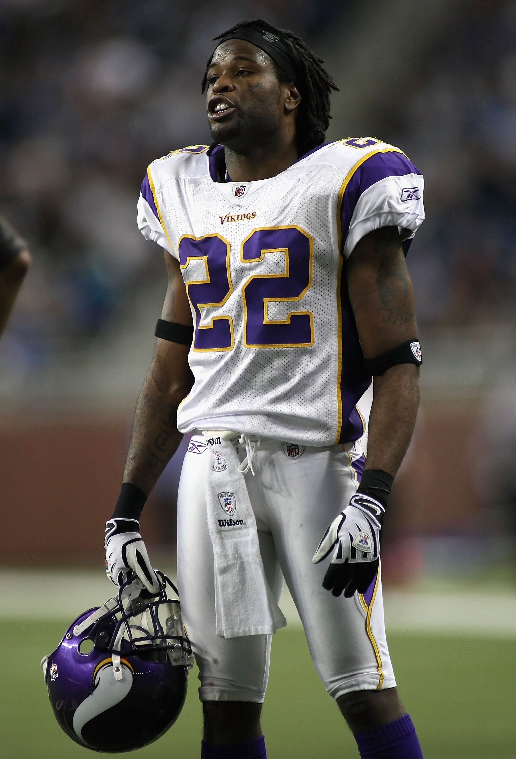 DETROIT - DECEMBER 07:  Benny Sapp #22 of the Minnesoa Vikings during the NFL game against the Detroit Lions at Ford Field on December 7, 2008 in Detroit, Michigan. The Vikings defeated the Lions 20-16.  (Photo by Christian Petersen/Getty Images)