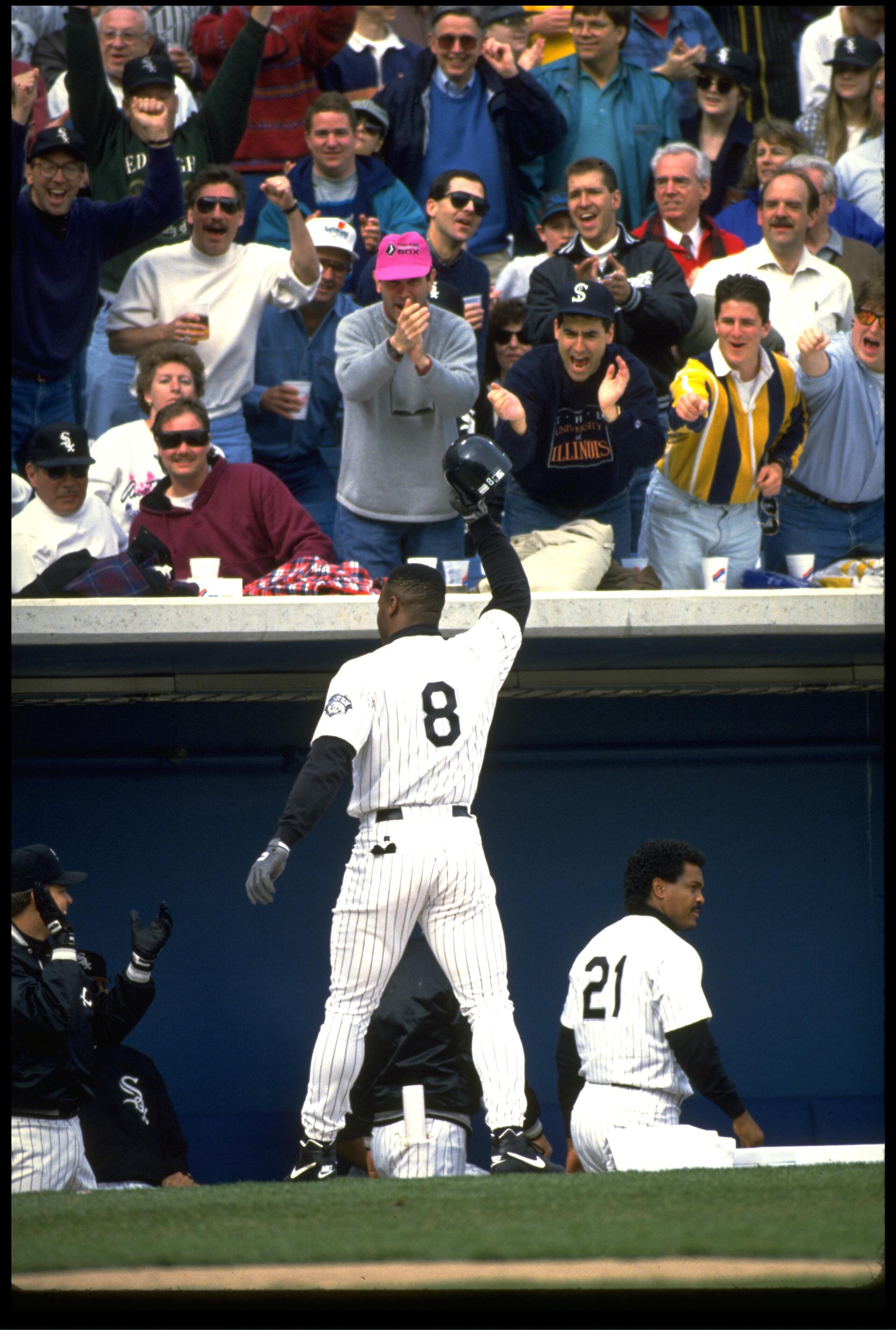 1 APR 1993:  CHICAGO WHITE SOX OUTFIELDER BO JACKSON TAKES HIS HELMET OFF TO THE CROWD DURING THE WHITE SOX GAME AT COMISKEY PARK IN CHICAGO, ILLINOIS.  MANDATORY CREDIT:  JONATHAN DANIEL/ALLSPORT USA