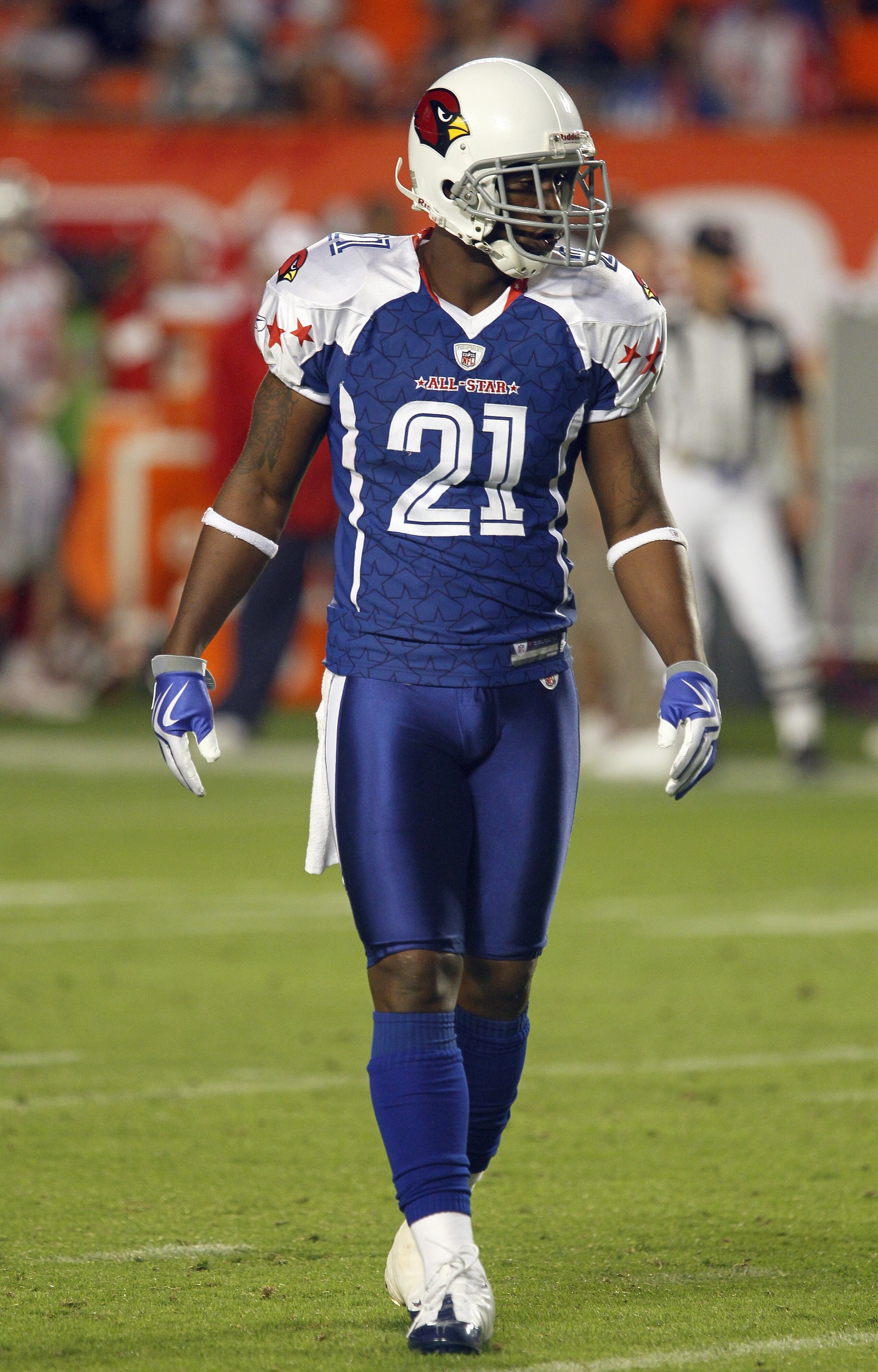 MIAMI GARDENS, FL - JANUARY 31:  Antrel Rolle #21 of the NFC's Arizona Cardinals looks on during the 2010 AFC-NFC Pro Bowl game at Sun Life Stadium on January 31, 2010 in Miami Gardens, Florida. The AFC defeated the NFC 41-34. (Photo by Scott Halleran/Get