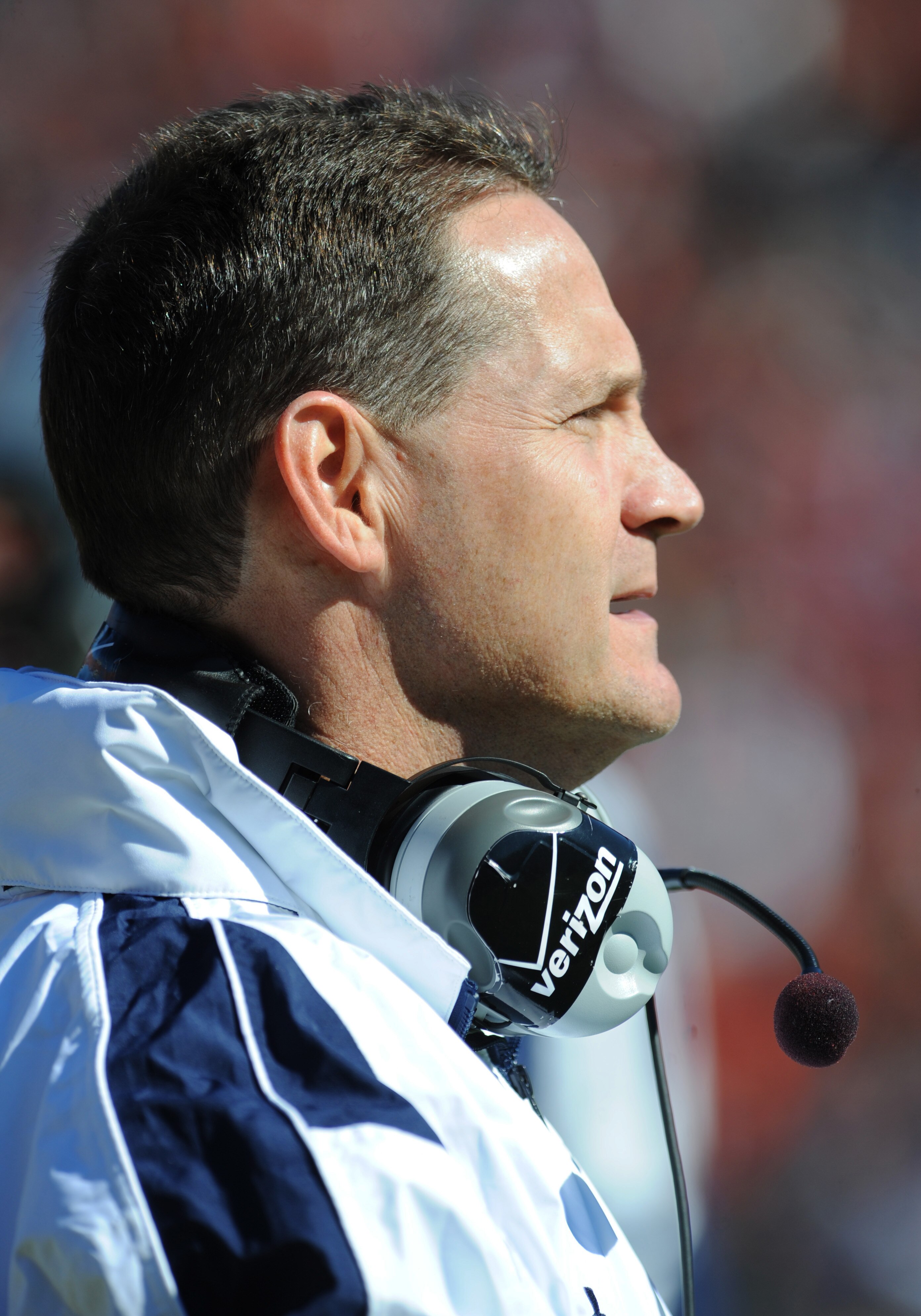 AUBURN, AL - NOVEMBER 06:  Coach Gene Chizik of the Auburn Tigers watches play against the Chattanooga Mocs November 6, 2010 at Jordan-Hare Stadium in Auburn, Alabama.  (Photo by Al Messerschmidt/Getty Images)