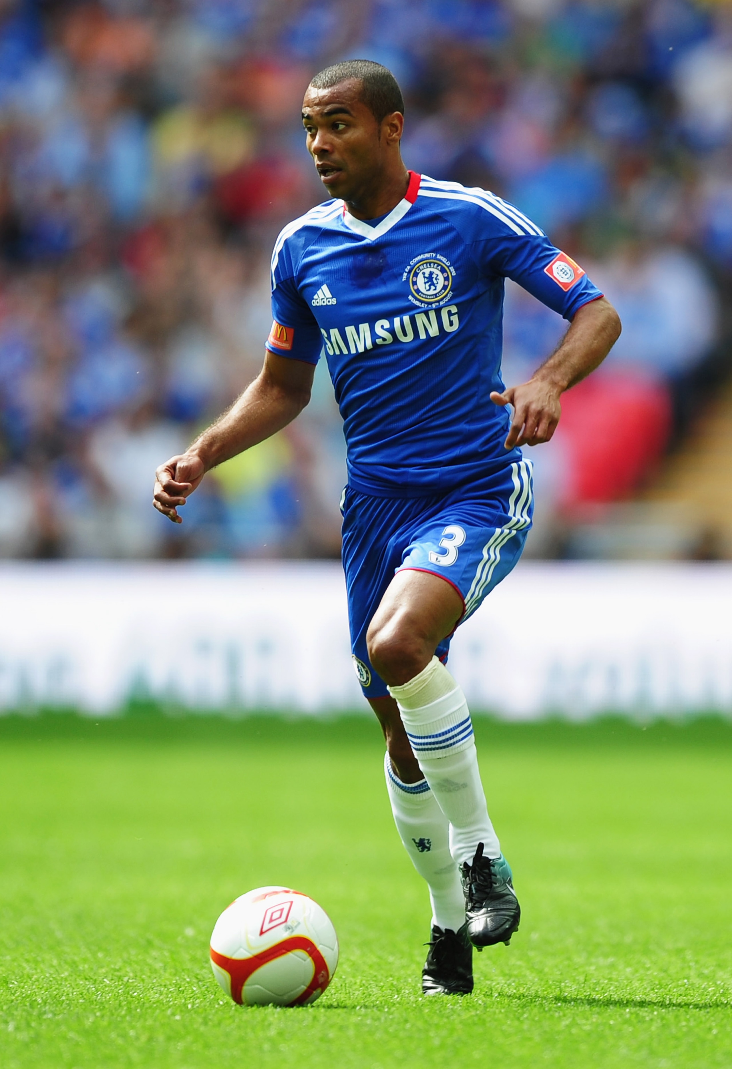 LONDON, ENGLAND - AUGUST 08:  Ashley Cole of Chelsea in action during the FA Community Shield match between Chelsea and Manchester United at Wembley Stadium on August 8, 2010 in London, England.  (Photo by Laurence Griffiths/Getty Images)