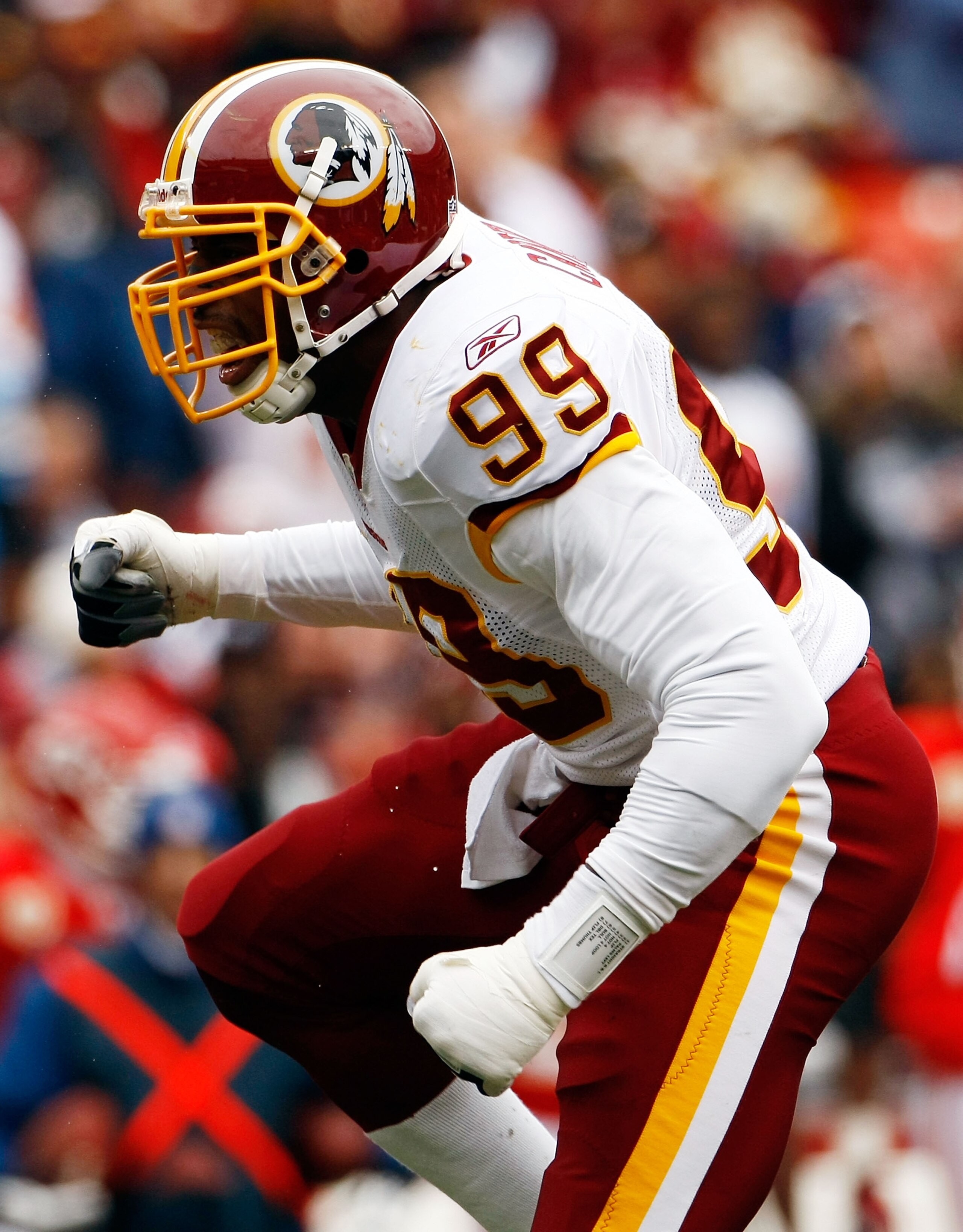 LANDOVER, MD - OCTOBER 18:  Brian Orakpo #98 of the Washington Redskins celebrates a sack during a game against the  Kansas City Chiefs October 18, 2009 at FedEx Field in Landover, Maryland.The Chiefs won the game 14-6.  (Photo by Win McNamee/Getty Images
