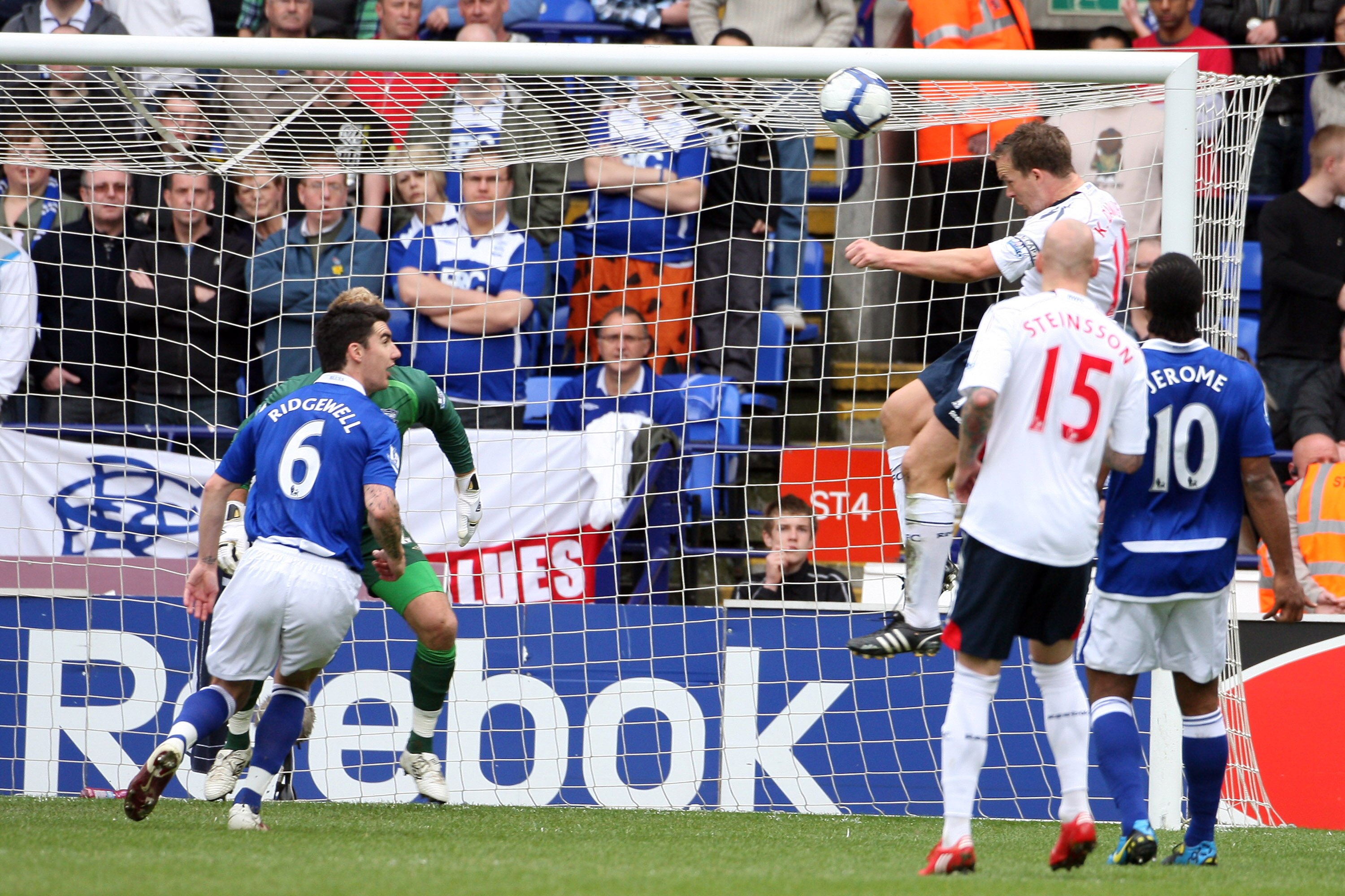 BOLTON, ENGLAND - MAY 9 :   Bolton Wanderers's Kevin Davies scores during the Barclays Premier League match between Bolton Wanderers and Birmingham City at Reebok Stadium on May 9, 2010 Bolton, England. (Photo by Tim Keeton/Getty Images)