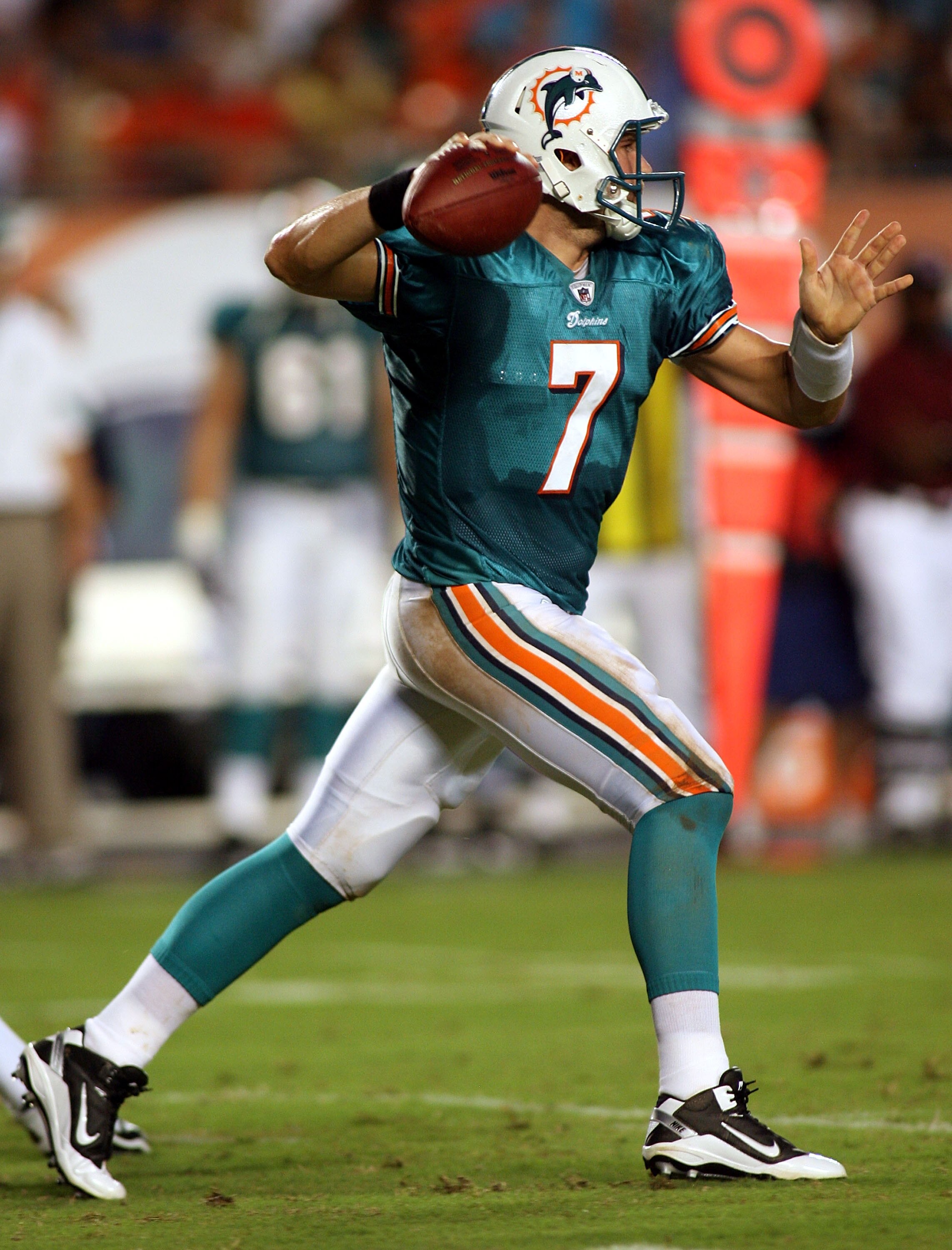 MIAMI - AUGUST 27: Quarterback Chad Henne #7 of the Miami Dolphins throws against the Atlanta Falcons during their preseason game at Sun Life Stadium on August 27, 2010 in Miami, Florida.  (Photo by Marc Serota/Getty Images)