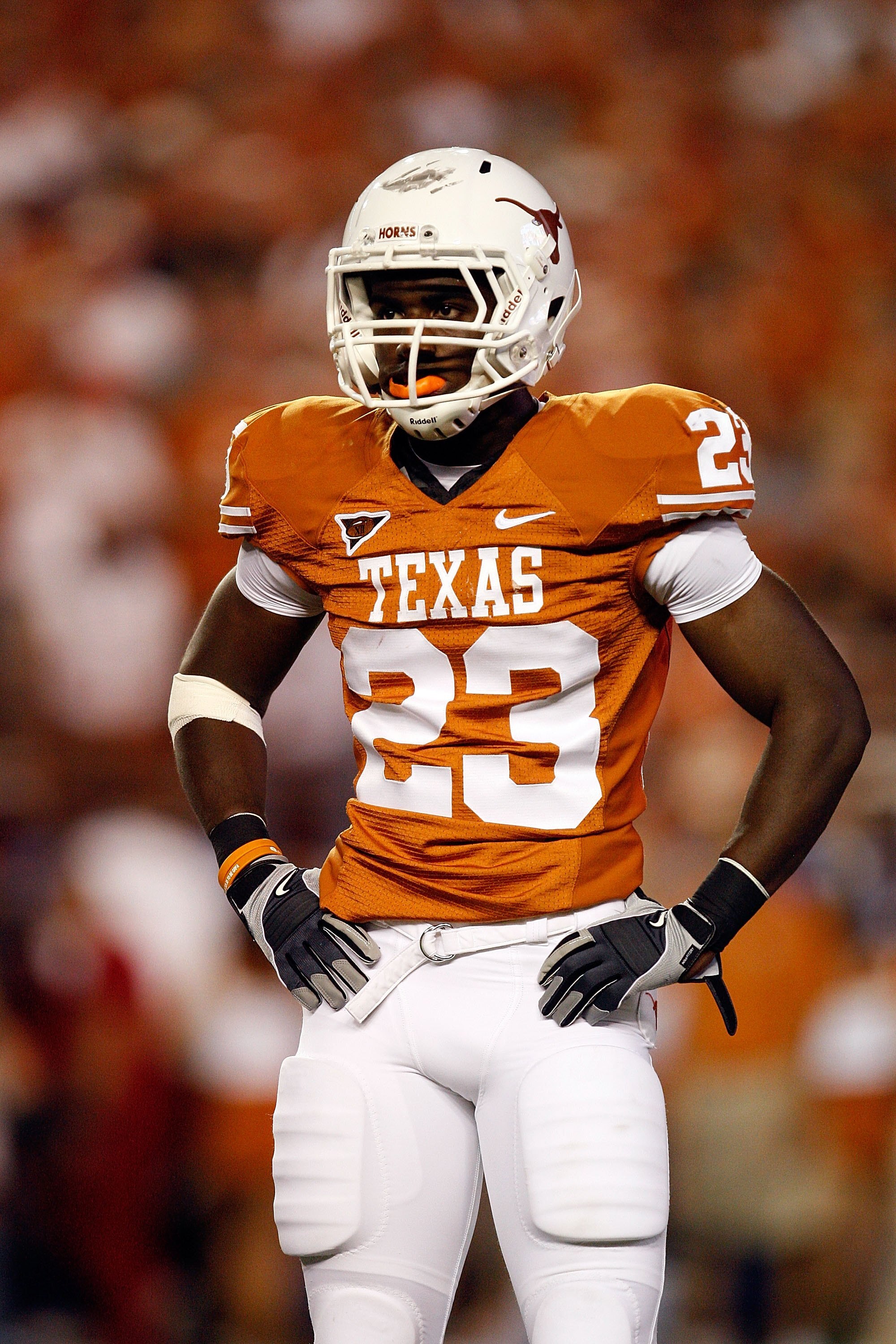 AUSTIN, TX - SEPTEMBER 19:  Running back Tre' Newton #23 of the Texas Longhorns at Darrell K Royal-Texas Memorial Stadium on September 19, 2009 in Austin, Texas.  (Photo by Ronald Martinez/Getty Images)