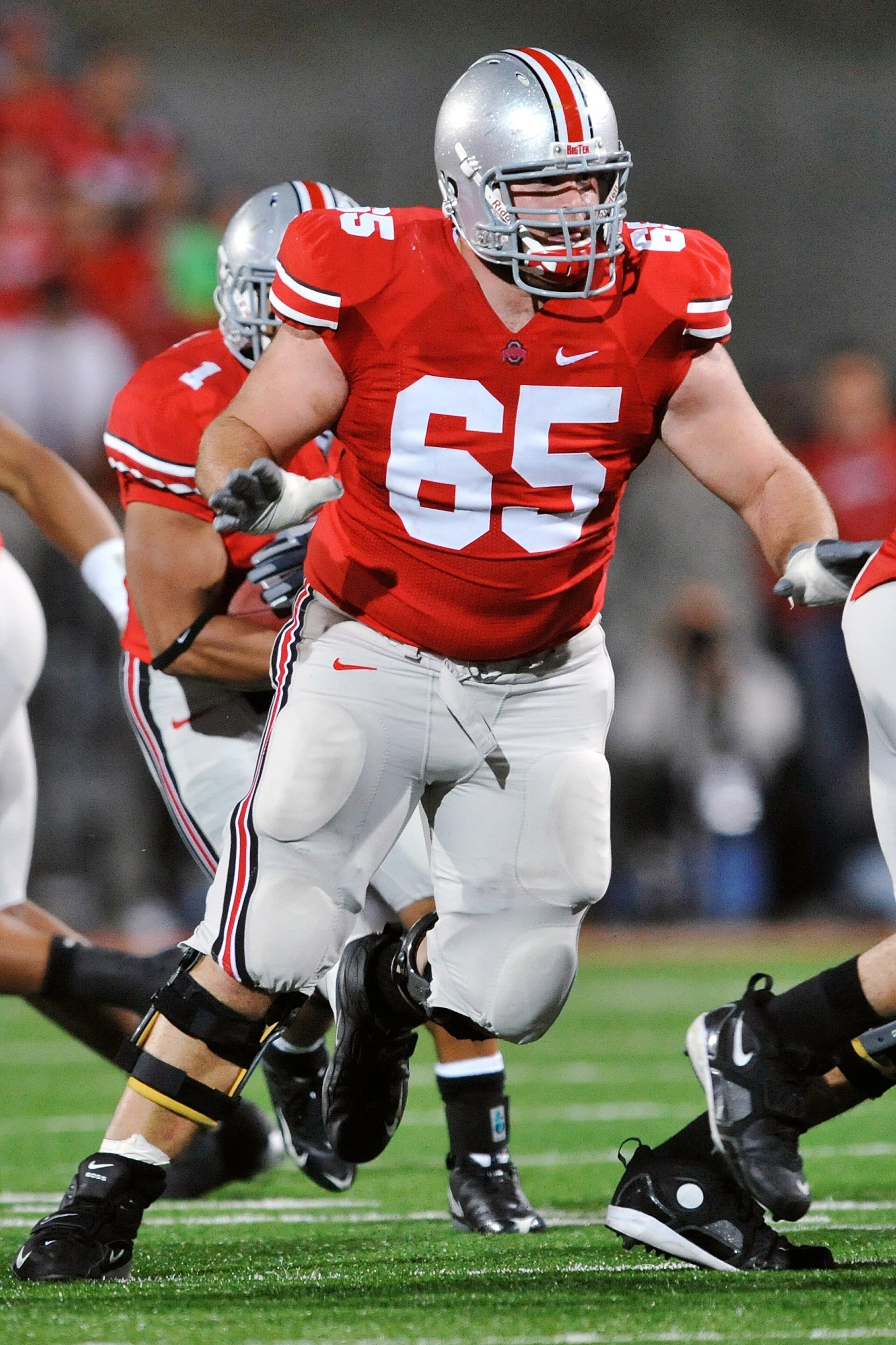 COLUMBUS, OH - NOVEMBER 14: Offensive lineman Justin Boren #65 of the Ohio State Buckeyes blocks against the Iowa Hawkeyes at Ohio Stadium on November 14, 2009 in Columbus, Ohio. (Photo by Jamie Sabau/Getty Images) COLUMBUS, OH - NOVEMBER 14: Offensive lineman Justin Boren #65 of the Ohio State Buckeyes blocks against the Iowa Hawkeyes at Ohio Stadium on November 14, 2009 in Columbus, Ohio. (Photo by Jamie Sabau/Getty Images)