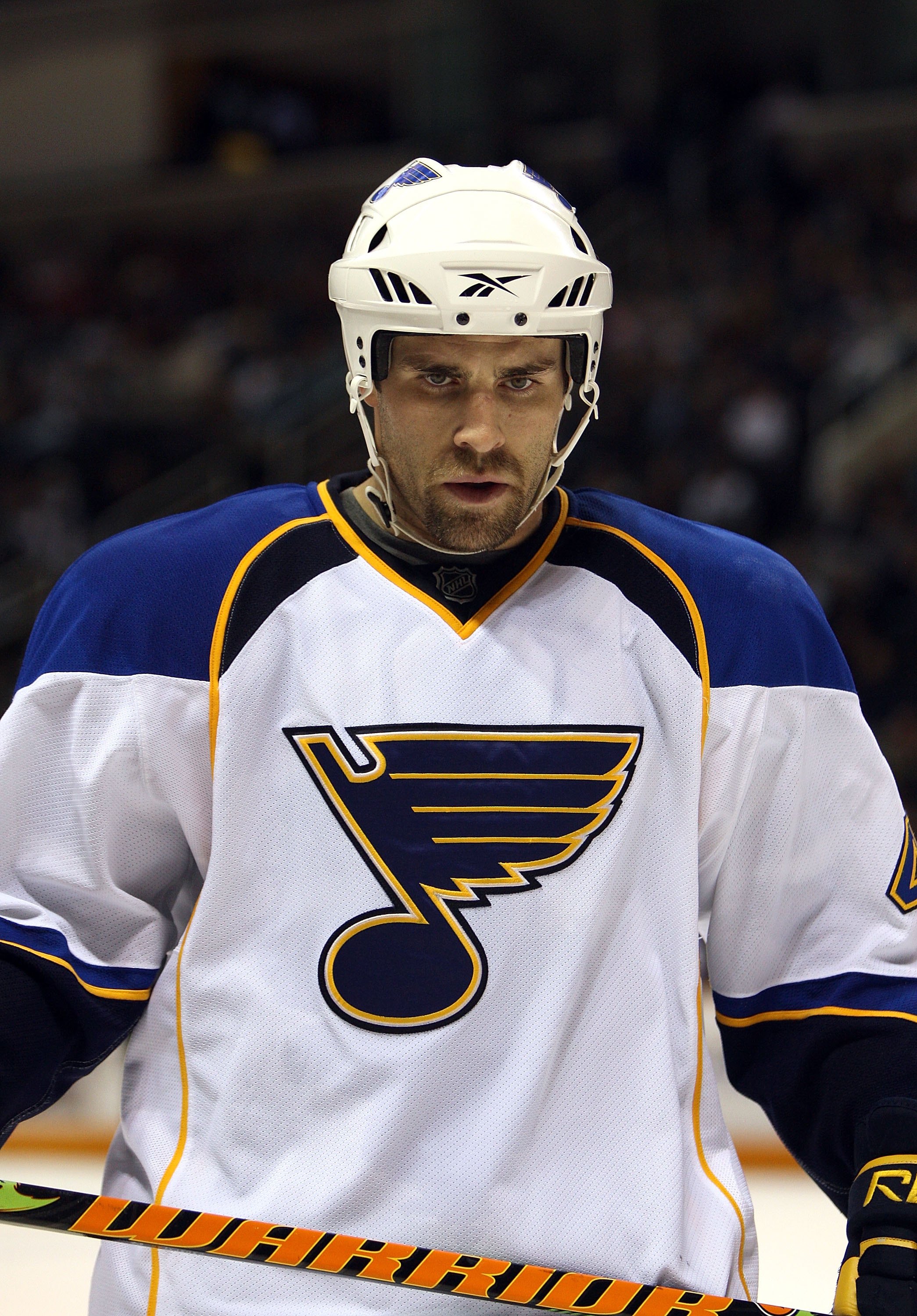 SAN JOSE, CA - DECEMBER 03:  Mike Weaver #43 of the St. Louis Blues lines up for a faceoff during their game against the San Jose Sharks at HP Pavilion on December 3, 2009 in San Jose, California.  (Photo by Ezra Shaw/Getty Images)