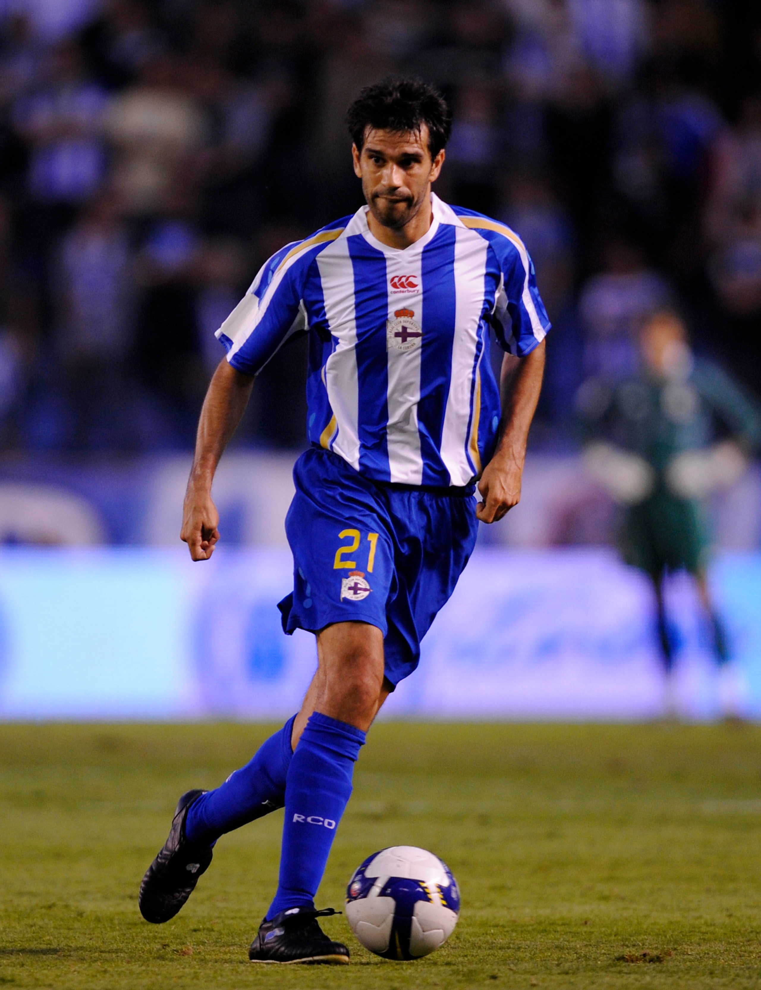 A CORUNA, SPAIN - AUGUST 14: Juan Carlos Valeron of Deportivo La Coruna goes for the ball during the UEFA Cup Second Qualifying Round, first leg between Deportivo La Coruna and Hadjuk Split at the Riazor stadium on August 14, 2008 in A Coruna, Spain. (P A CORUNA, SPAIN - AUGUST 14: Juan Carlos Valeron of Deportivo La Coruna goes for the ball during the UEFA Cup Second Qualifying Round, first leg between Deportivo La Coruna and Hadjuk Split at the Riazor stadium on August 14, 2008 in A Coruna, Spain. (P