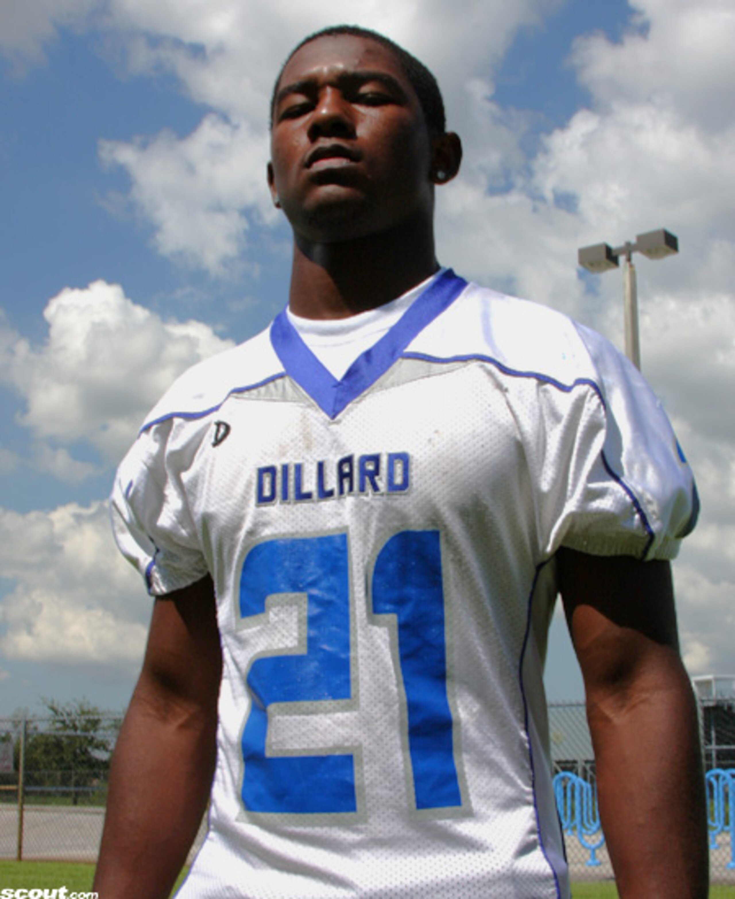 Four-star safety Wayne Lyons will travel to South Bend and Los Angeles in consecutive weeks.