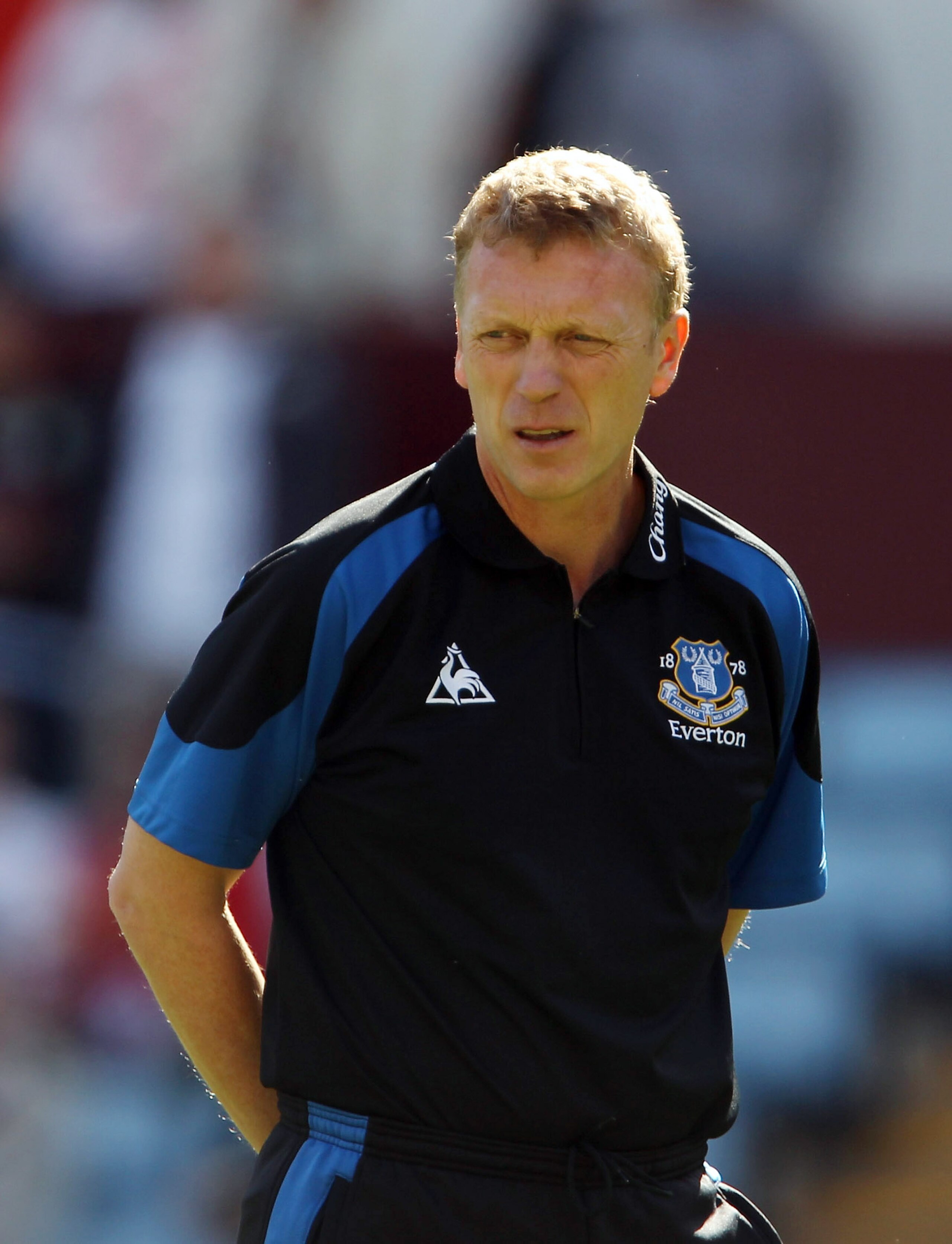 BIRMINGHAM, ENGLAND - AUGUST 29: David Moyes Manager of Everton looks on during the Barclays Premier League match between Aston Villa and Everton at Villa Park on August 29, 2010 in Birmingham, England.  (Photo by Phil Cole/Getty Images)