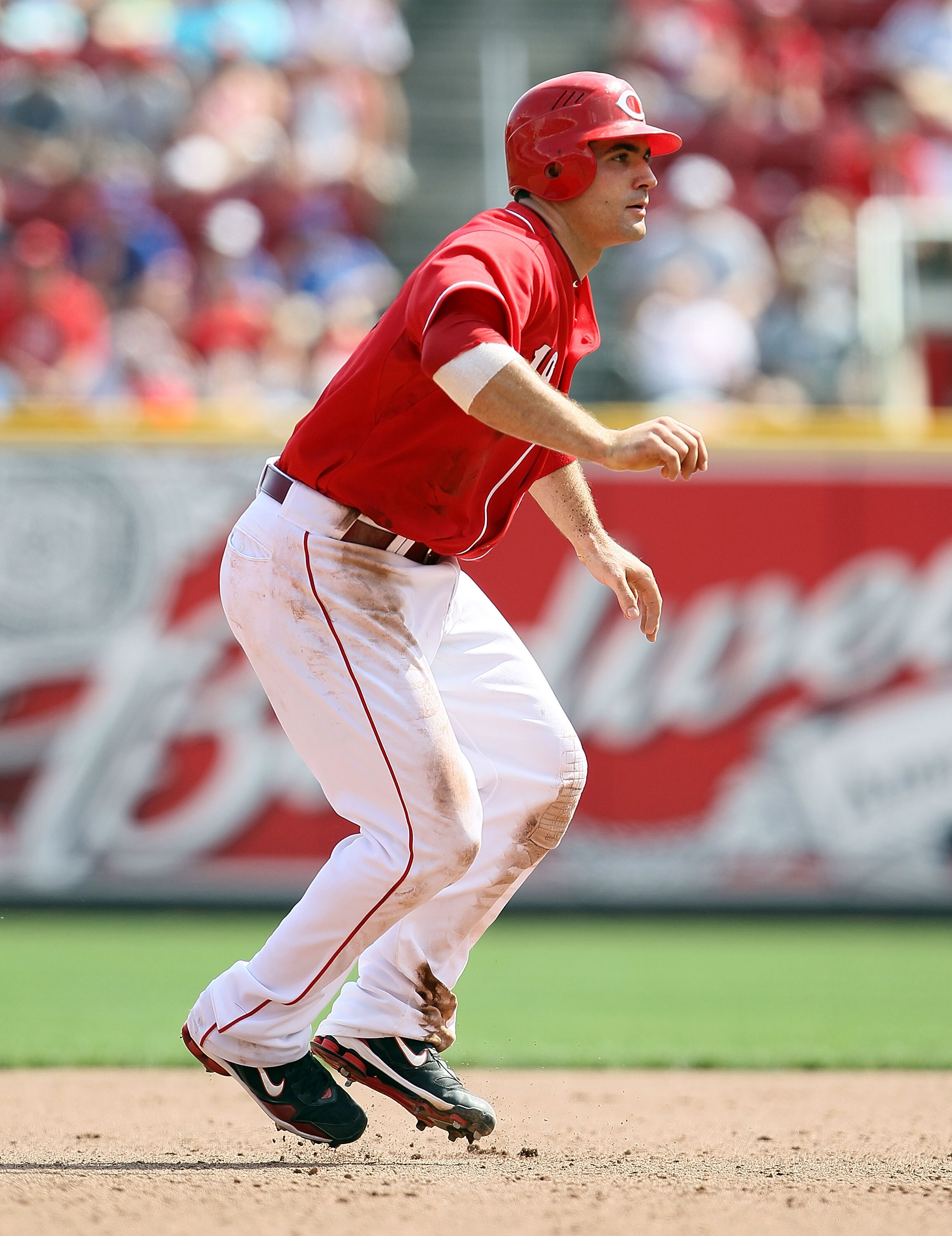 CINCINNATI - AUGUST 29:  Joey Votto #19 of the Cincinnati Reds runs the bases during the game against the Chicago Cubs at Great American Ball Park on August 29, 2010 in Cincinnati, Ohio.  The Reds won 7-5.  (Photo by Andy Lyons/Getty Images)