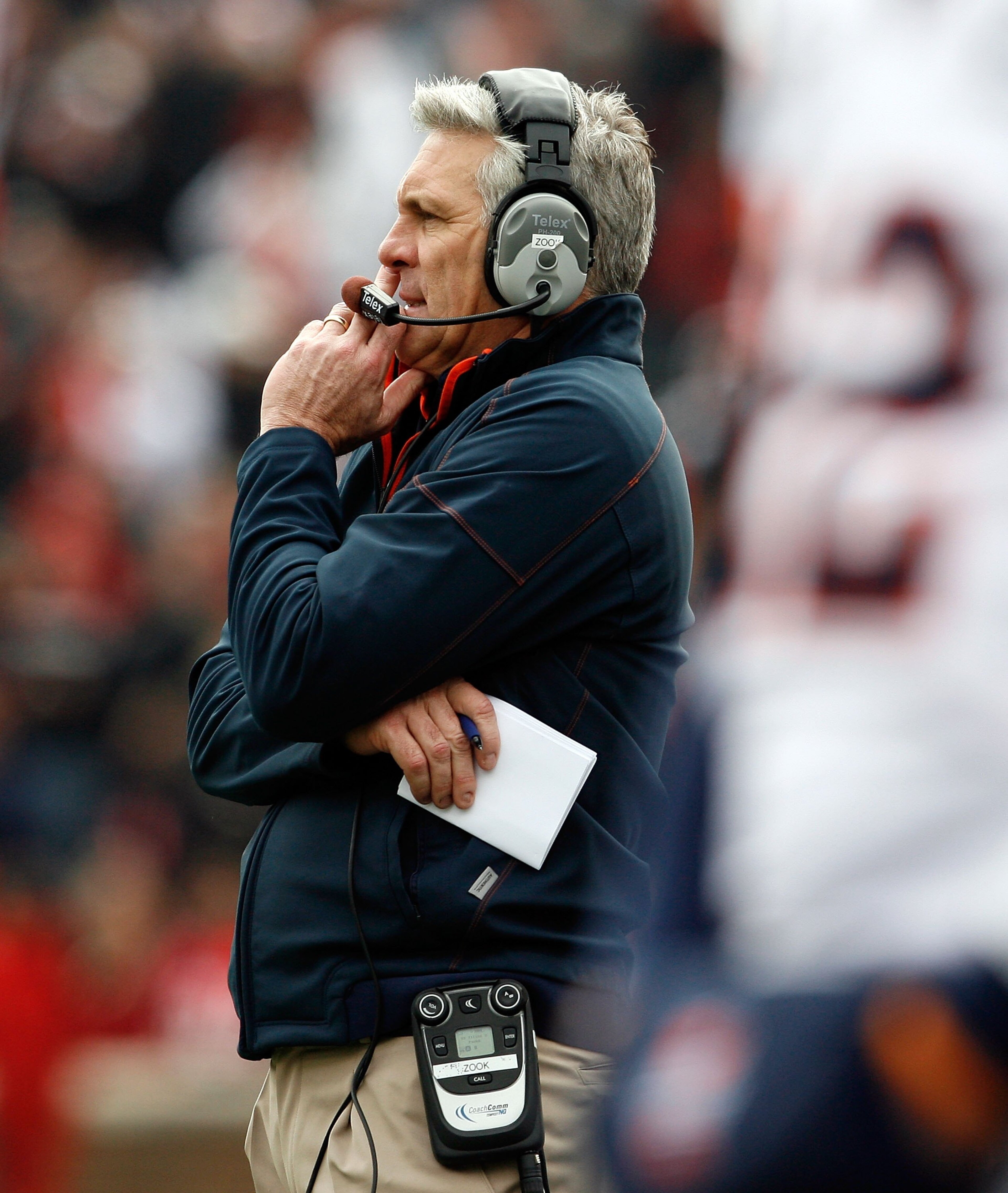 CINCINNATI - NOVEMBER 27: Ron Zook the Head Coach of the Illinois Fighting Illini is pictured during the game against the Cincinnati Bearcats at Nippert Stadium on November 27, 2009 in Cincinnati, Ohio. (Photo by Andy Lyons/Getty Images) CINCINNATI - NOVEMBER 27: Ron Zook the Head Coach of the Illinois Fighting Illini is pictured during the game against the Cincinnati Bearcats at Nippert Stadium on November 27, 2009 in Cincinnati, Ohio. (Photo by Andy Lyons/Getty Images)