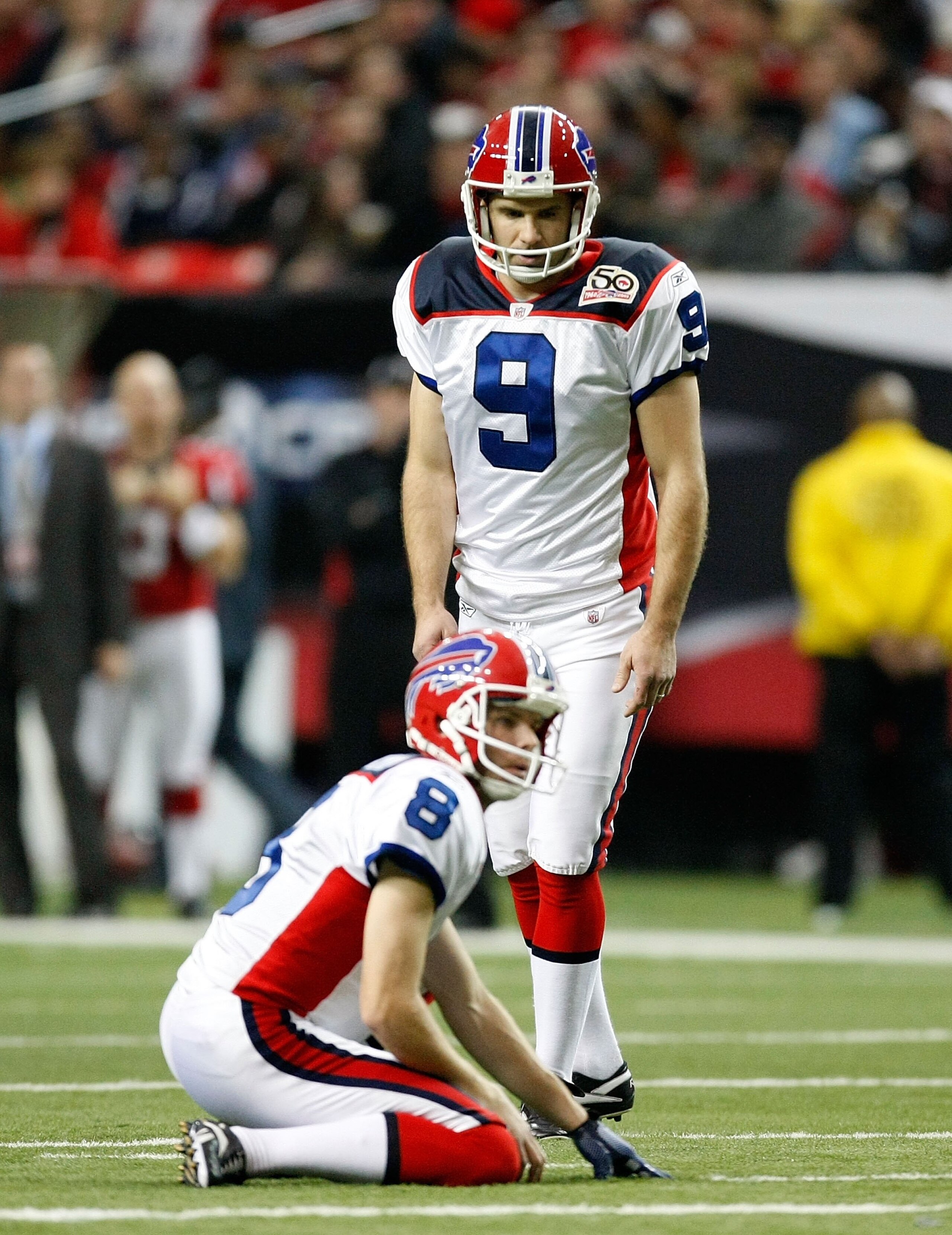 ATLANTA - DECEMBER 27:  Kicker Rian Lindell #9 of the Buffalo Bills against the Atlanta Falcons at Georgia Dome on December 27, 2009 in Atlanta, Georgia.  (Photo by Kevin C. Cox/Getty Images)