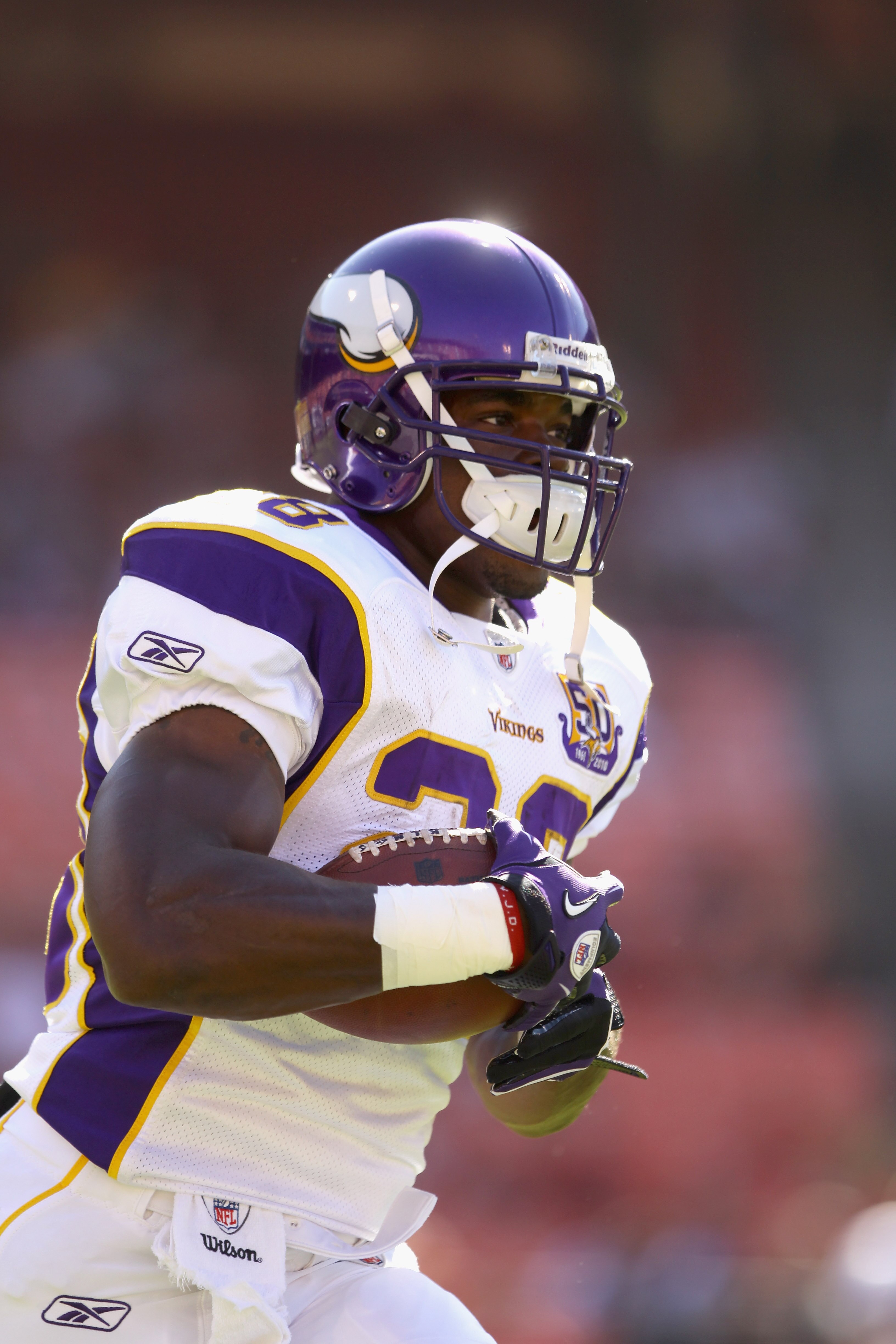 SAN FRANCISCO - AUGUST 22:  Adrian Peterson #28 of the Minnesota Vikings warms up before their preseason game against the San Francisco 49ers at Candlestick Park on August 22, 2010 in San Francisco, California.  (Photo by Ezra Shaw/Getty Images)