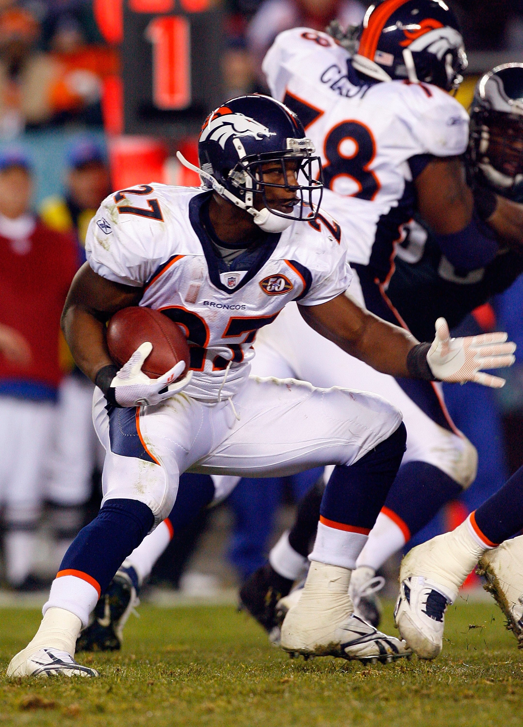 PHILADELPHIA - DECEMBER 27:  Knowshon Moreno #27 of the Denver Broncos runs the ball against the Philadelphia Eagles on December 27, 2009 at Lincoln Financial Field in Philadelphia, Pennsylvania. The Eagles defeated the Broncos 30-27.  (Photo by Jim McIsa