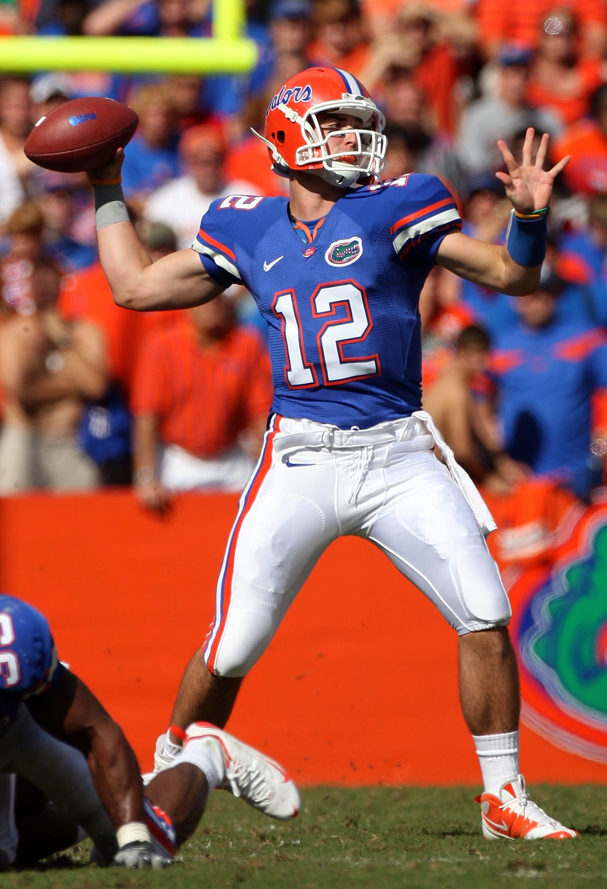 GAINESVILLE, FL - OCTOBER 25:  Quarterback John Brantley #12 of the Florida Gators throws a pass in a game against the Kentucky Wildcats at Ben Hill Griffin Stadium on October 25, 2008 in Gainesville, Florida.  (Photo by Sam Greenwood/Getty Images)