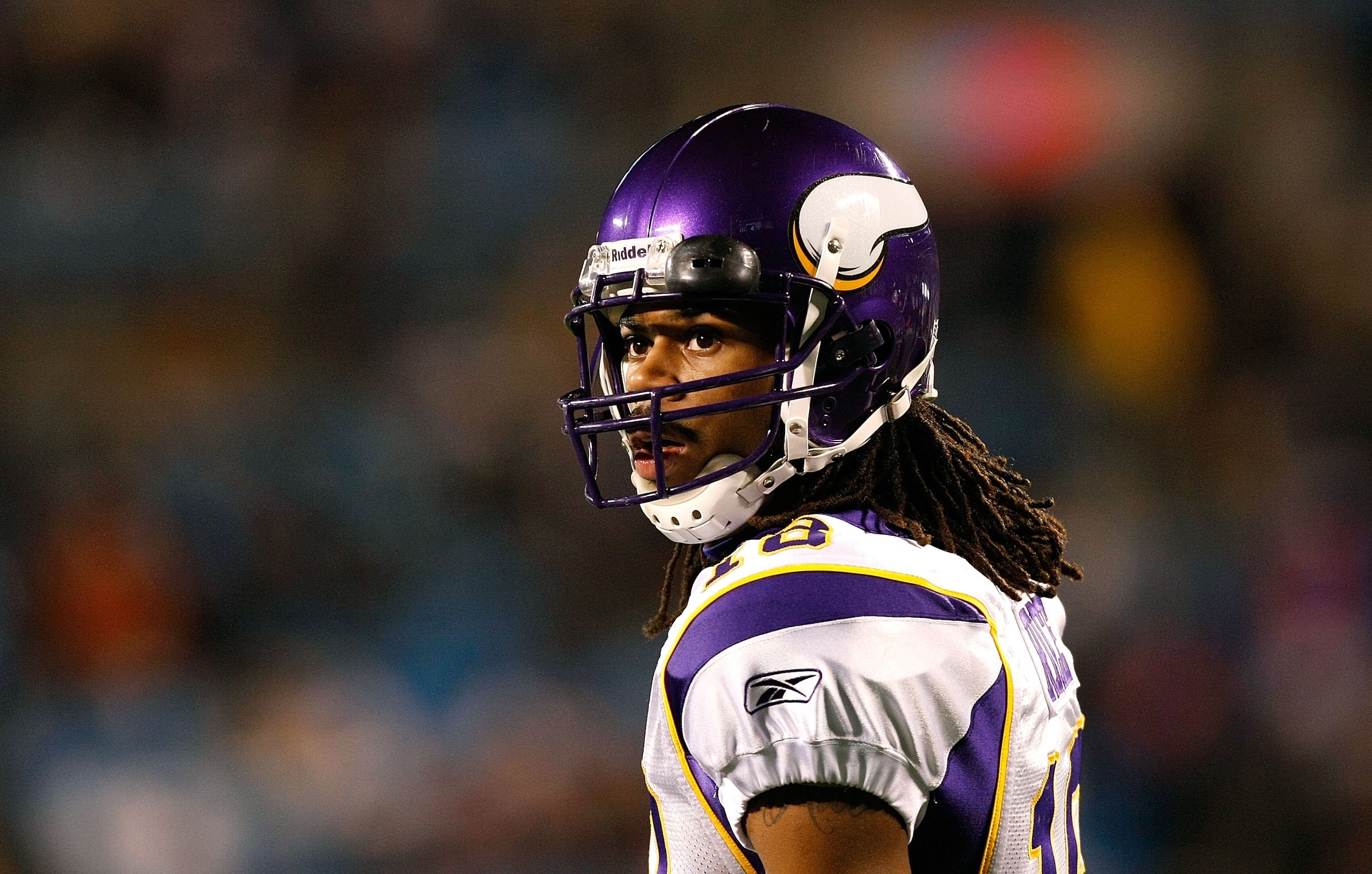 CHARLOTTE, NC - DECEMBER 20:  Sidney Rice #18 of the Minnesota Vikings against the Carolina Panthers at Bank of America Stadium on December 20, 2009 in Charlotte, North Carolina.  (Photo by Kevin C. Cox/Getty Images)