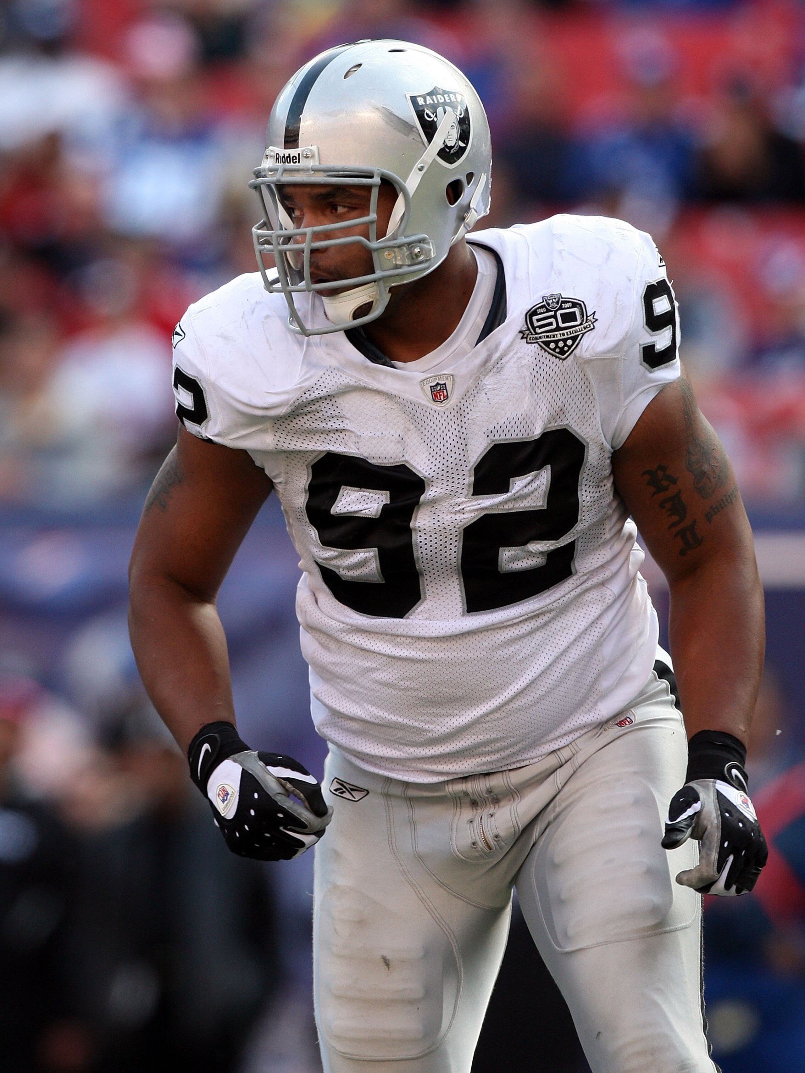 EAST RUTHERFORD, NJ - OCTOBER 11:  Richard Seymour #92 of the Oakland Raiders defends against the New York Giants on October 11, 2009 at Giants Stadium in East Rutherford, New Jersey. The Giants defeated the Raiders 44-7.  (Photo by Jim McIsaac/Getty Imag