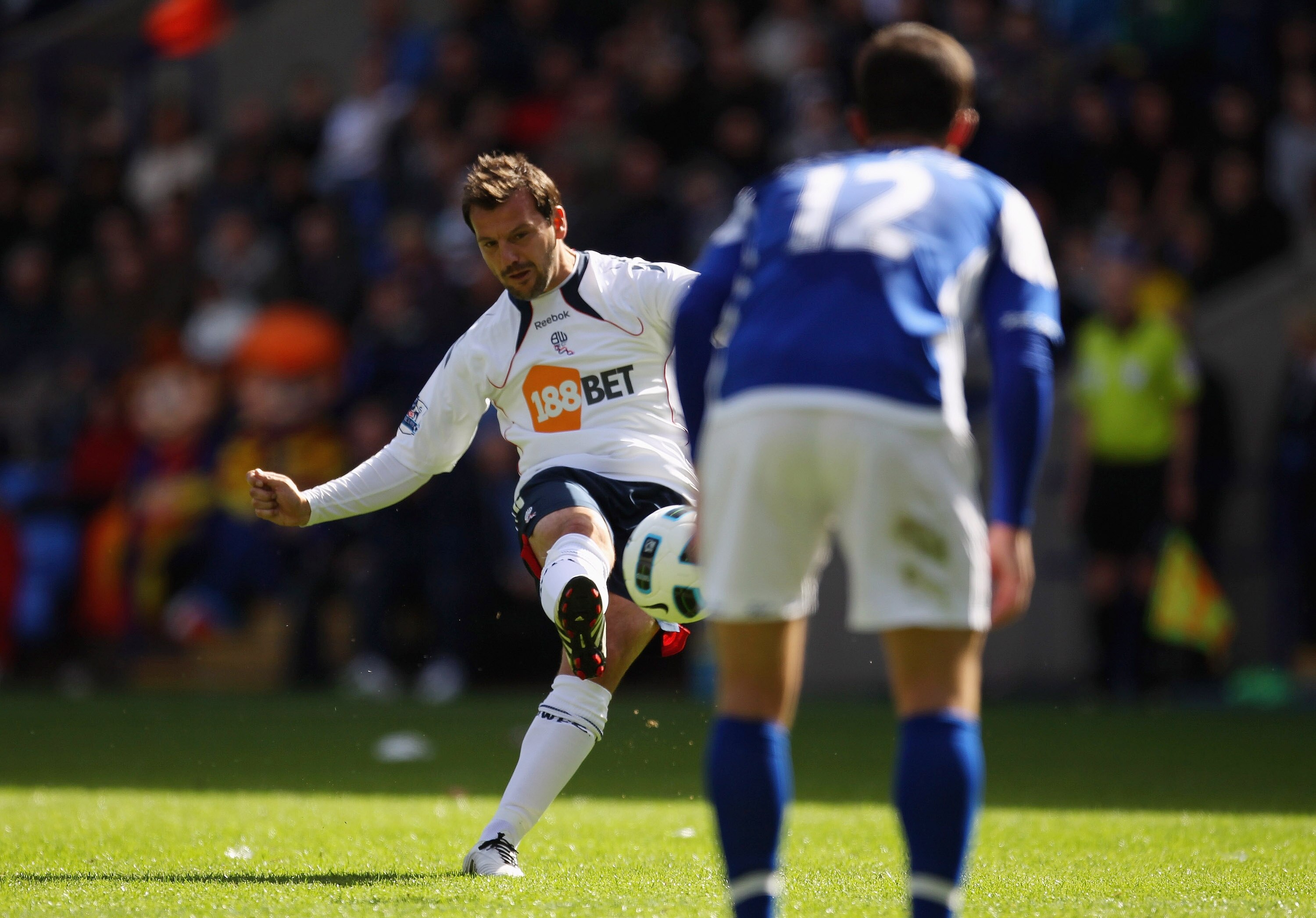 BOLTON, ENGLAND - AUGUST 29:  Robbie Blake of Bolton Wanderers scores the equalising goal from a free kick during the Barclays Premier League match between Bolton Wanderers and Birmingham City at Reebok Stadium on August 29, 2010 in Bolton, England.  (Pho
