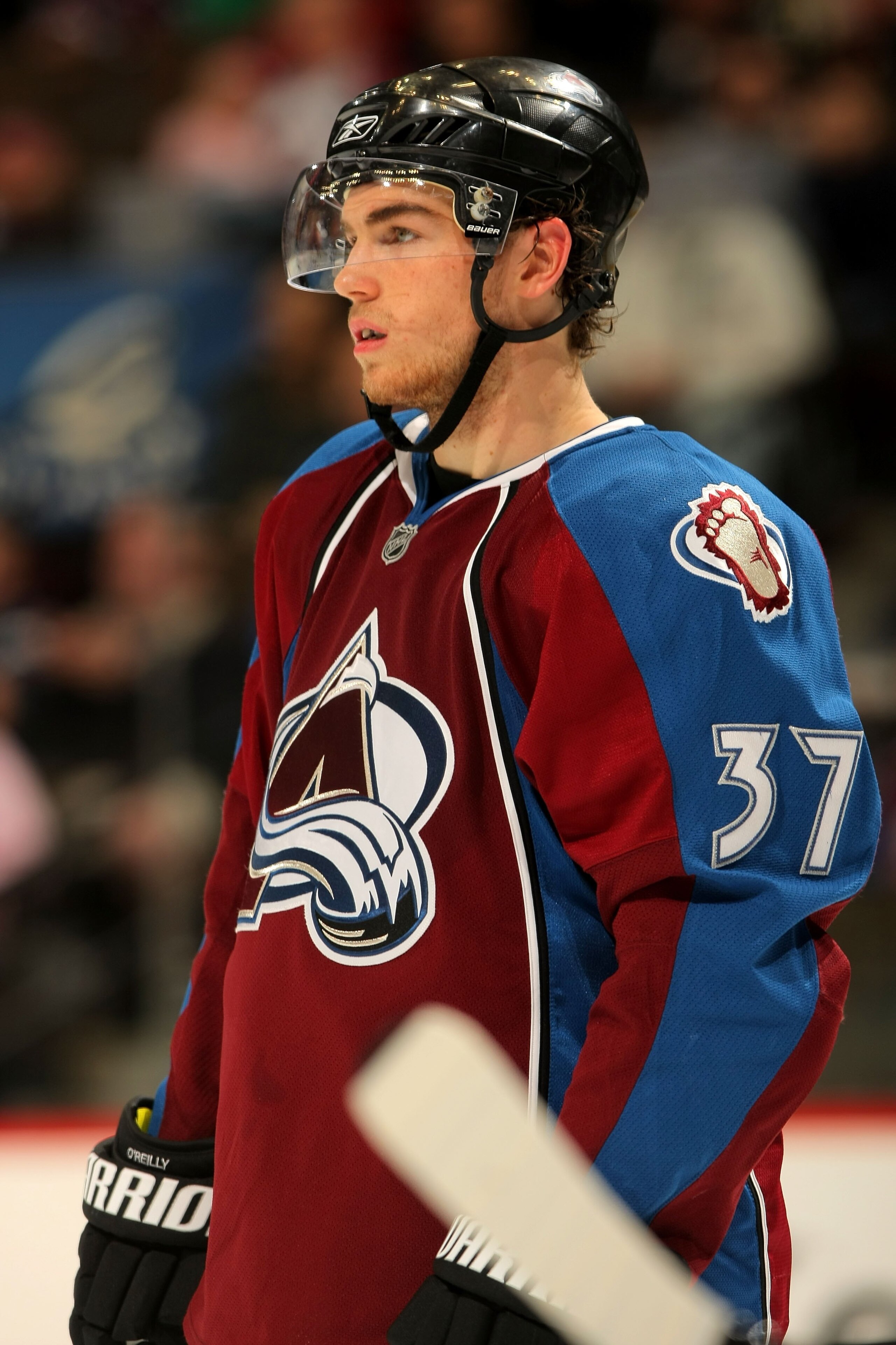 DENVER - NOVEMBER 08: Ryan O'Reilly #37 of the Colorado Avalanche awaits a faceoff against the Edmonton Oilers during NHL action at the Pepsi Center on November 8, 2009 in Denver, Colorado. The Oilers defeated the Avalanche 5-3. (Photo by Doug Pensinger DENVER - NOVEMBER 08: Ryan O'Reilly #37 of the Colorado Avalanche awaits a faceoff against the Edmonton Oilers during NHL action at the Pepsi Center on November 8, 2009 in Denver, Colorado. The Oilers defeated the Avalanche 5-3. (Photo by Doug Pensinger