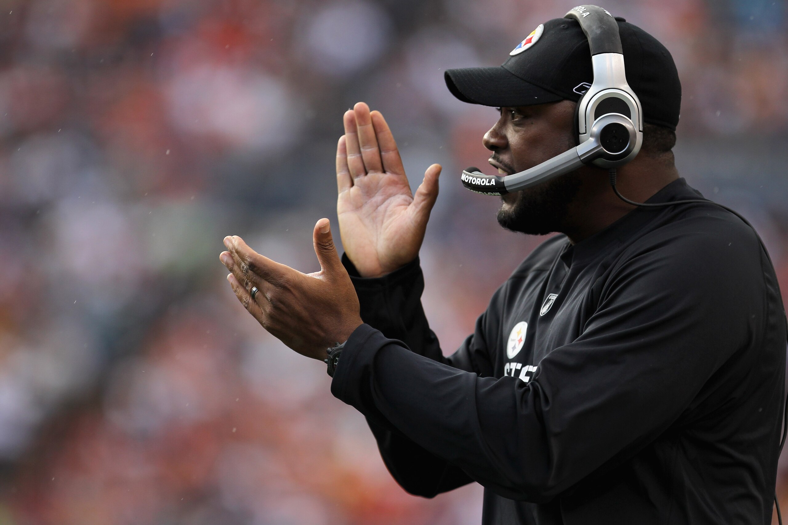 DENVER - AUGUST 29: Head coach Mike Tomlin of the Pittsburgh Steelers leads his team against the Denver Broncos during preseason NFL action at INVESCO Field at Mile High on August 29, 2010 in Denver, Colorado. (Photo by Doug Pensinger/Getty Images) DENVER - AUGUST 29: Head coach Mike Tomlin of the Pittsburgh Steelers leads his team against the Denver Broncos during preseason NFL action at INVESCO Field at Mile High on August 29, 2010 in Denver, Colorado. (Photo by Doug Pensinger/Getty Images)