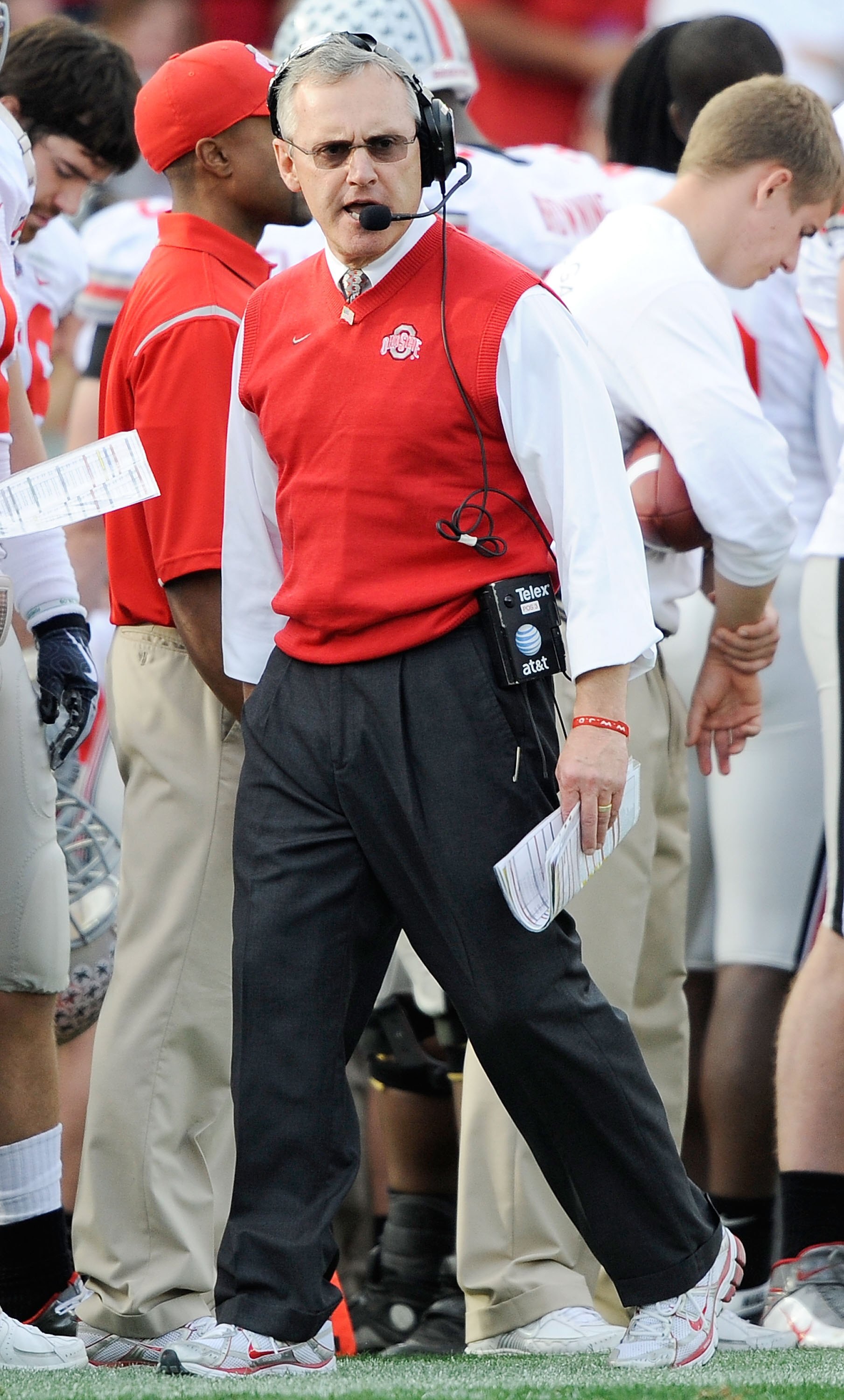PASADENA, CA - JANUARY 01:  Head coach Jim Tressel of the Ohio State Buckeyes is seen during the 96th Rose Bowl game against the Oregon Ducks on January 1, 2010 in Pasadena, California.  (Photo by Kevork Djansezian/Getty Images)