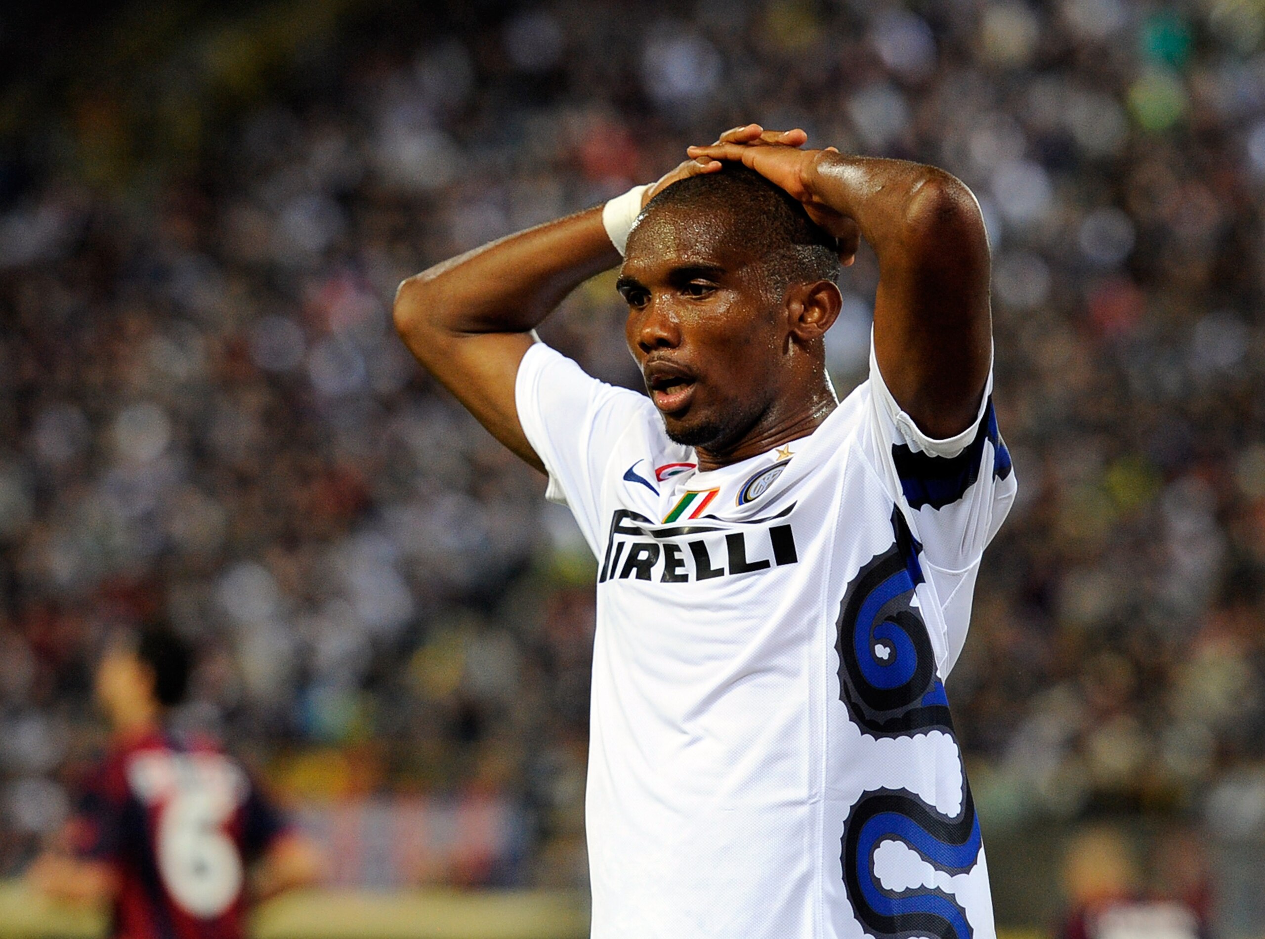 BOLOGNA, ITALY - AUGUST 30:  Samuel Eto'o of FC Internazionale Milano looks on during the Serie A match between Bologna and Inter at Stadio Renato Dall'Ara on August 30, 2010 in Bologna, Italy.  (Photo by Claudio Villa/Getty Images)