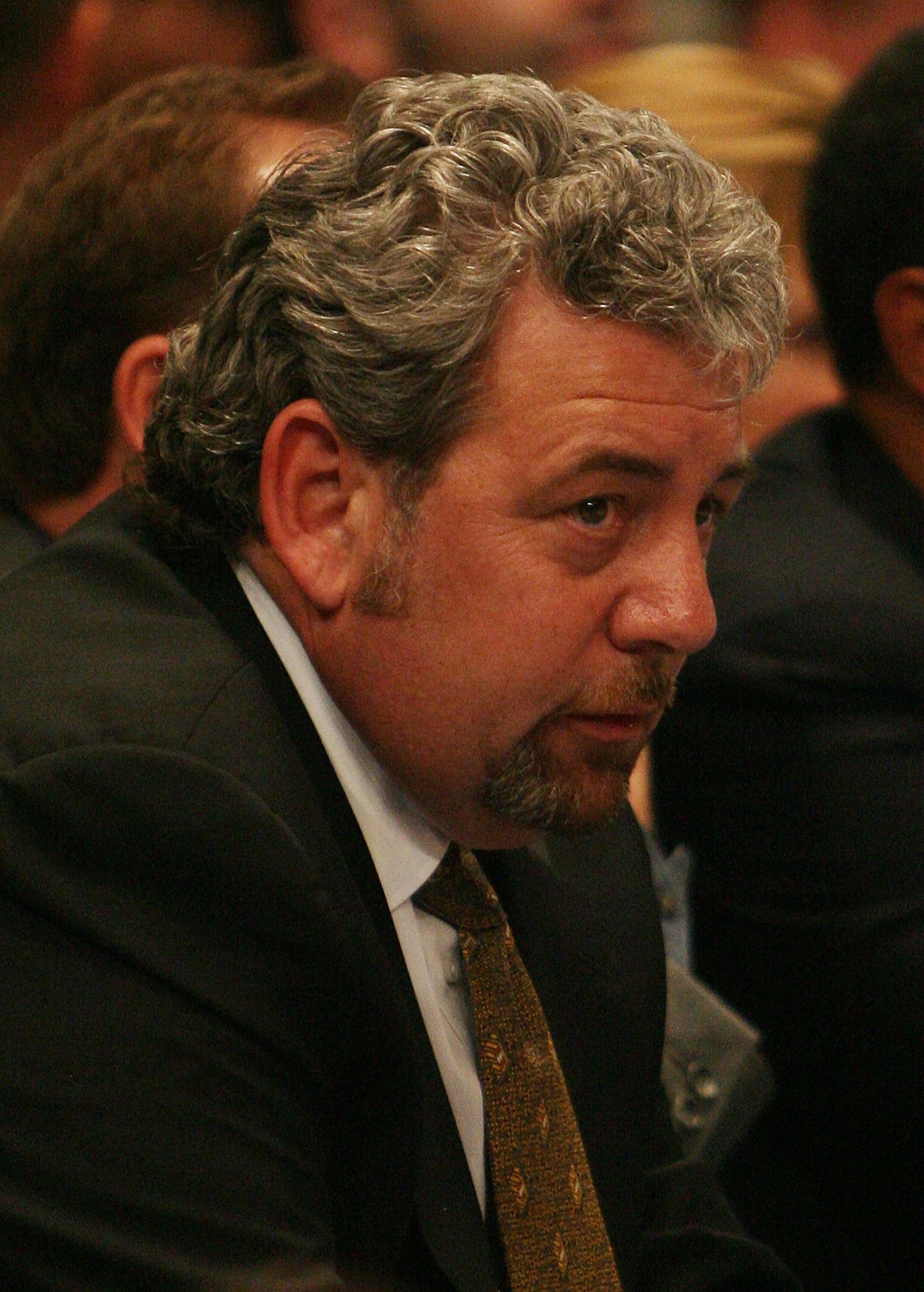NEW YORK - JANUARY 02:  Madison Square Garden chairman James Dolan, watches on during the game between  the New York Knicks and the Sacramento Kings on January 2, 2008 at Madison Square Garden in New York City. NOTE TO USER: User expressly acknowledges an