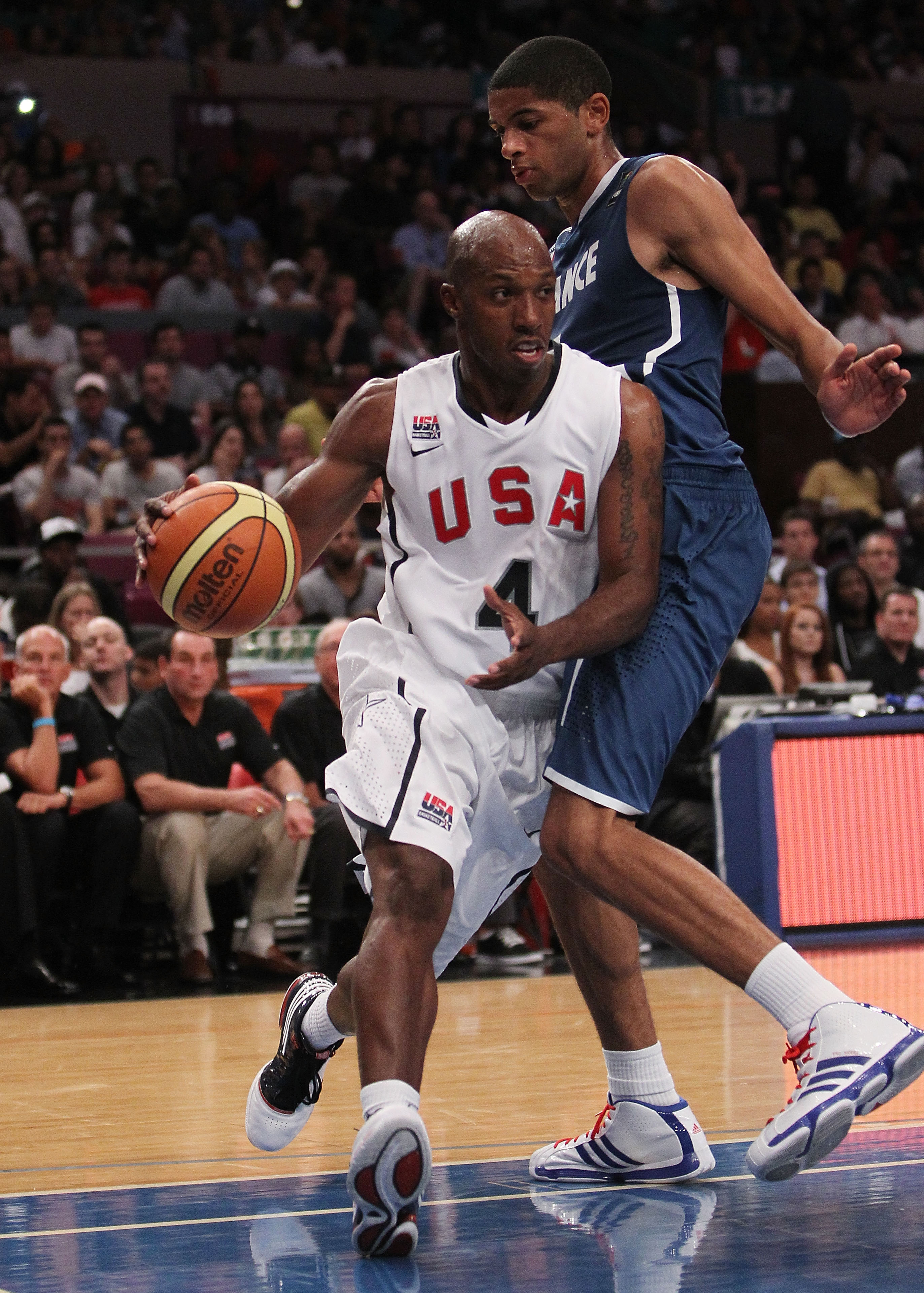 NEW YORK - AUGUST 15: Chauncey Billups #4 of the United States drives to the basket against France during their exhibition game as part of the World Basketball Festival at Madison Square Garden on August 15, 2010 in New York City. (Photo by Nick Laham/Ge NEW YORK - AUGUST 15: Chauncey Billups #4 of the United States drives to the basket against France during their exhibition game as part of the World Basketball Festival at Madison Square Garden on August 15, 2010 in New York City. (Photo by Nick Laham/Ge
