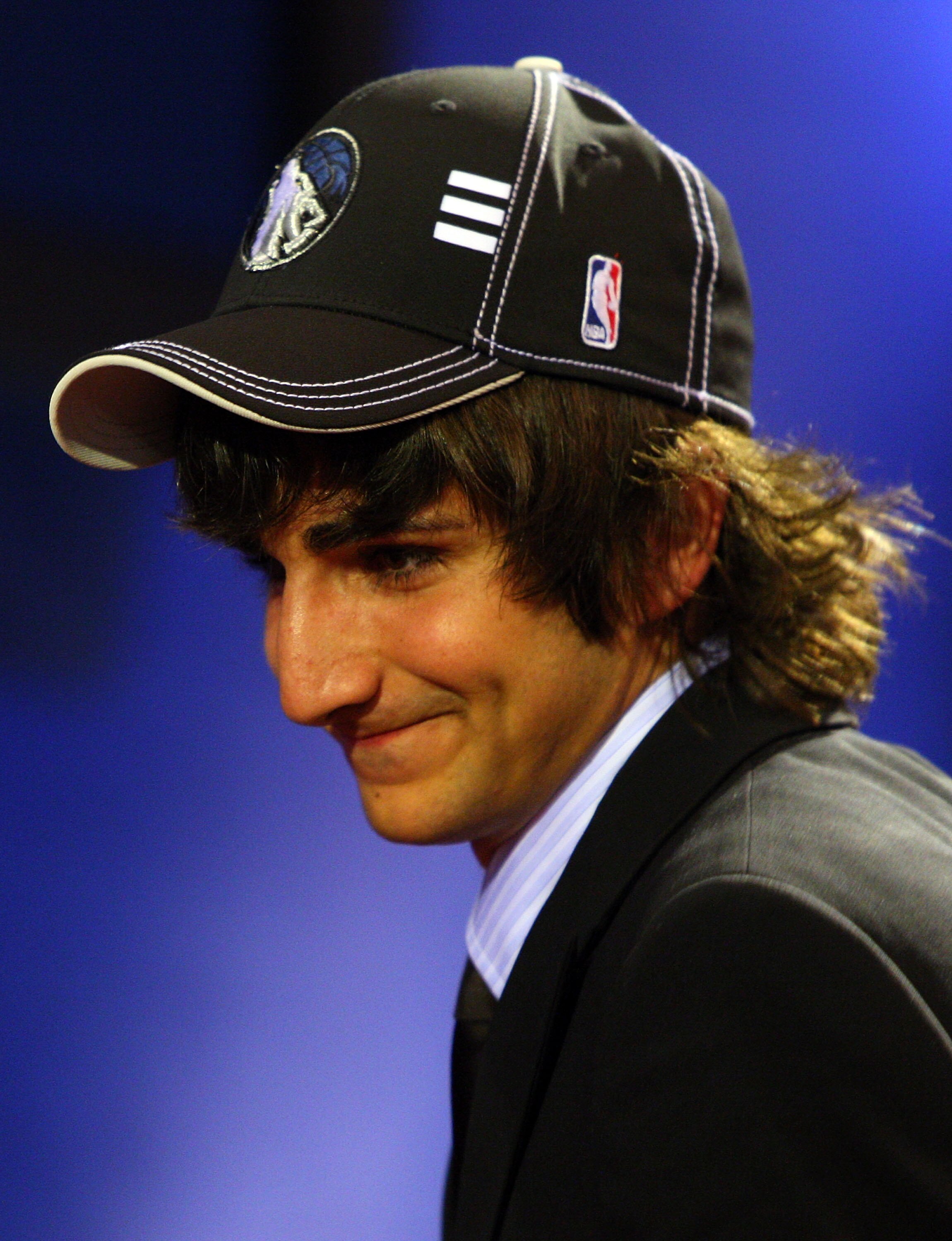 NEW YORK - JUNE 25:  Fifth overall draft pick by the Minnesota Timberwolves,  Ricky Rubio makes his way to the stage during the 2009 NBA Draft at the Wamu Theatre at Madison Square Garden June 25, 2009 in New York City. NOTE TO USER: User expressly acknow