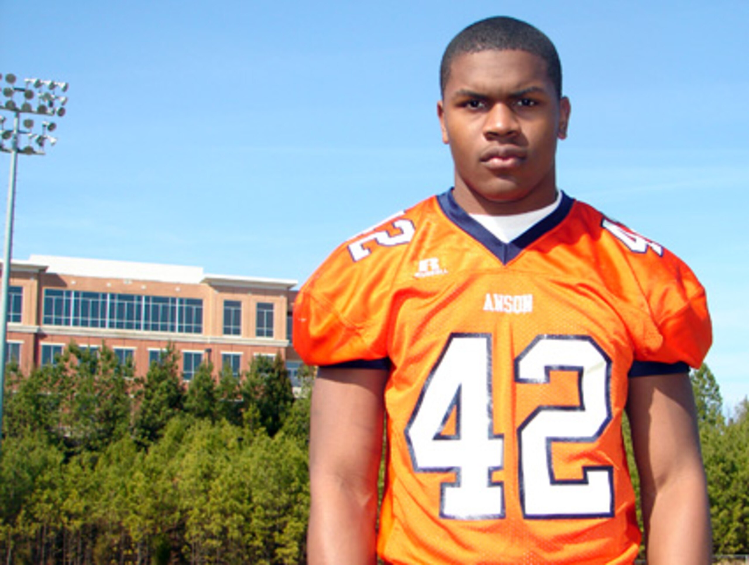 Four-star linebacker Stephone Anthony will visit Florida for the Kentucky game on Sept. 25th.