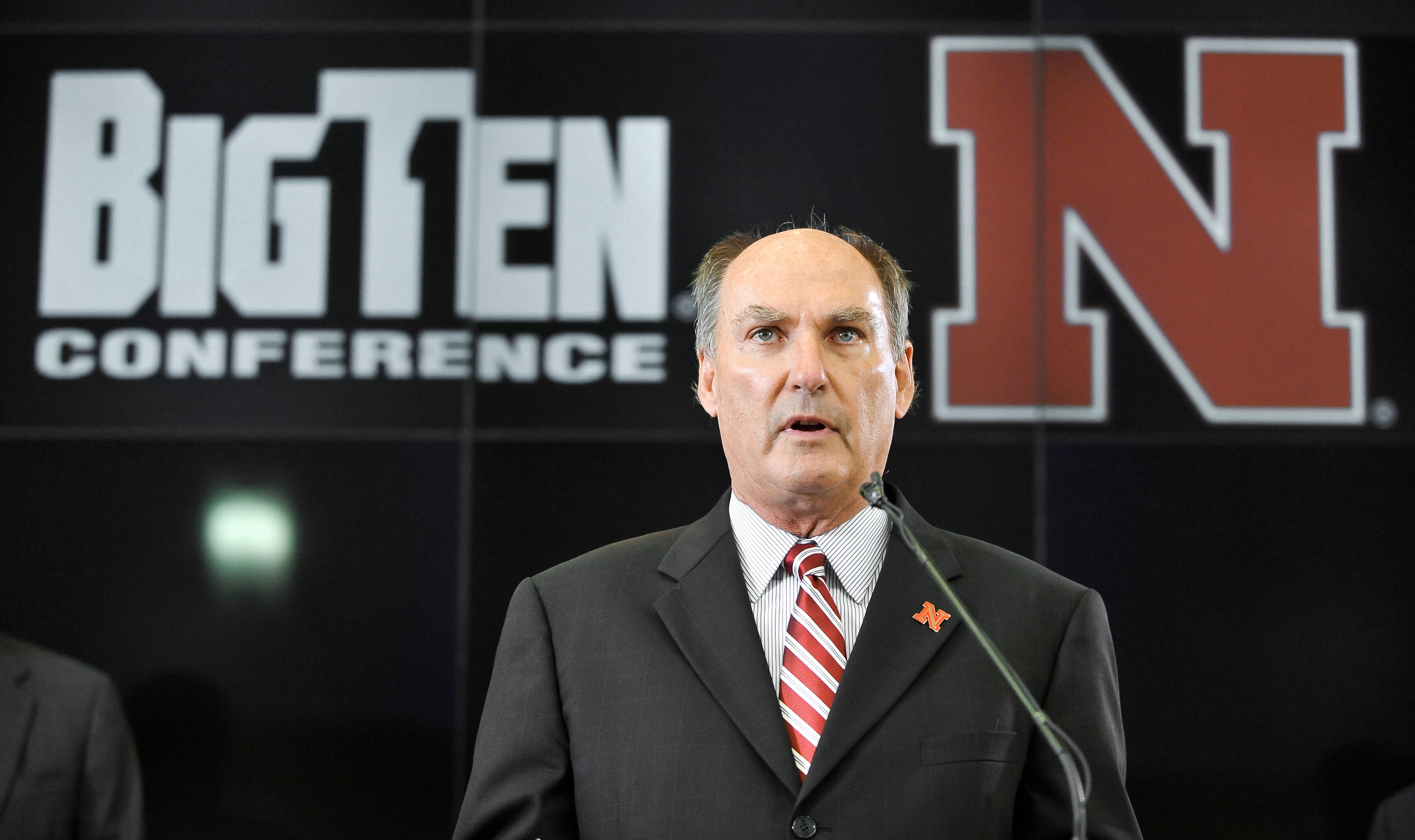 LINCOLN, NE - JUNE 11: Big Ten Conference Commissioner James Delany informs members of the media that the University of Nebraska has accepted an invitation to join the Big Ten Conference June 11, 2010 in Lincoln, Nebraska.  The university will begin integ