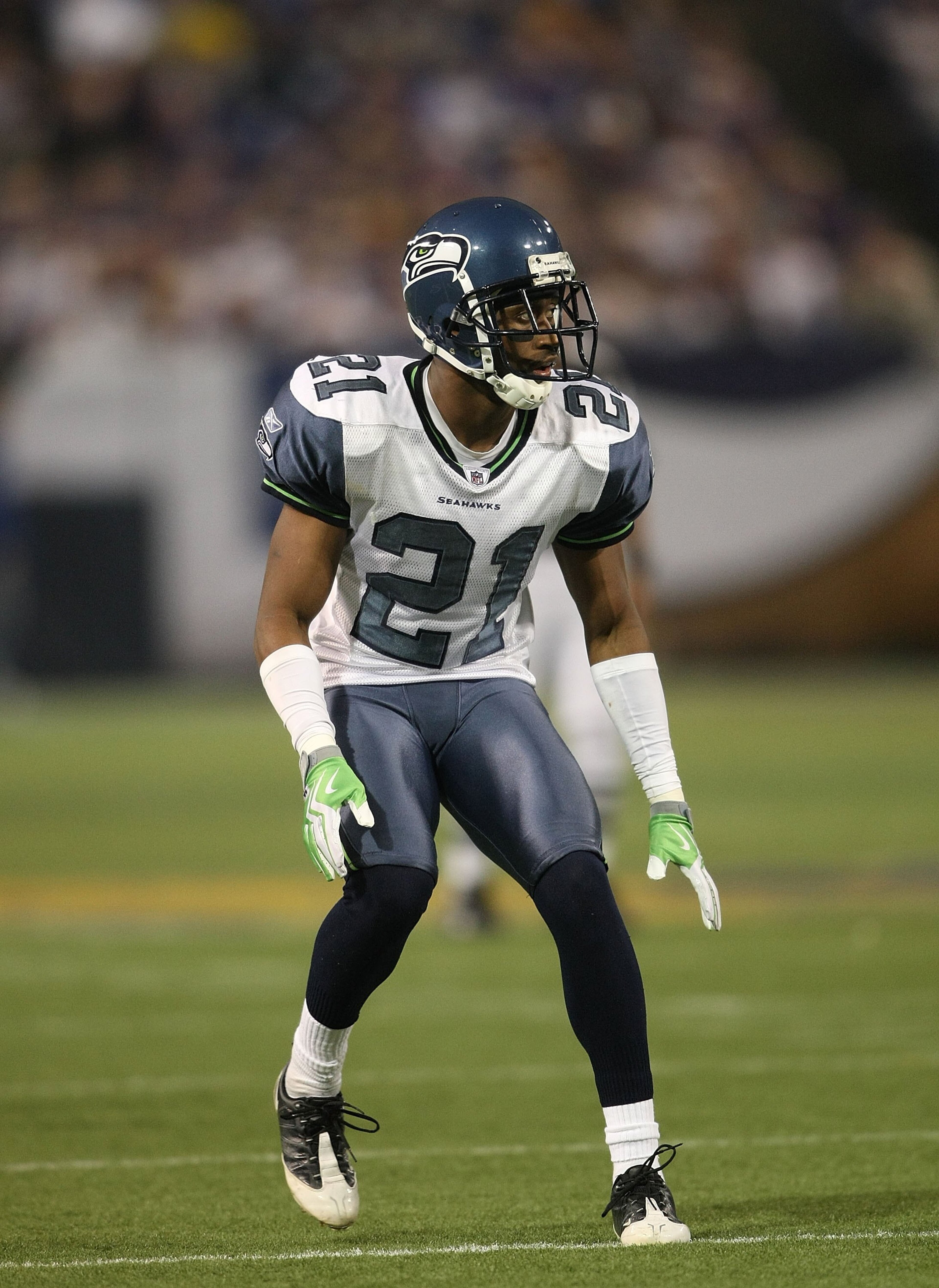 MINNEAPOLIS - NOVEMBER 22:  Kelly Jennings #21 of the Seattle Seahawks moves on the field against the Minnesota Vikings at Hubert H. Humphrey Metrodome on November 22, 2009 in Minneapolis, Minnesota.  (Photo by Nick Laham/Getty Images)