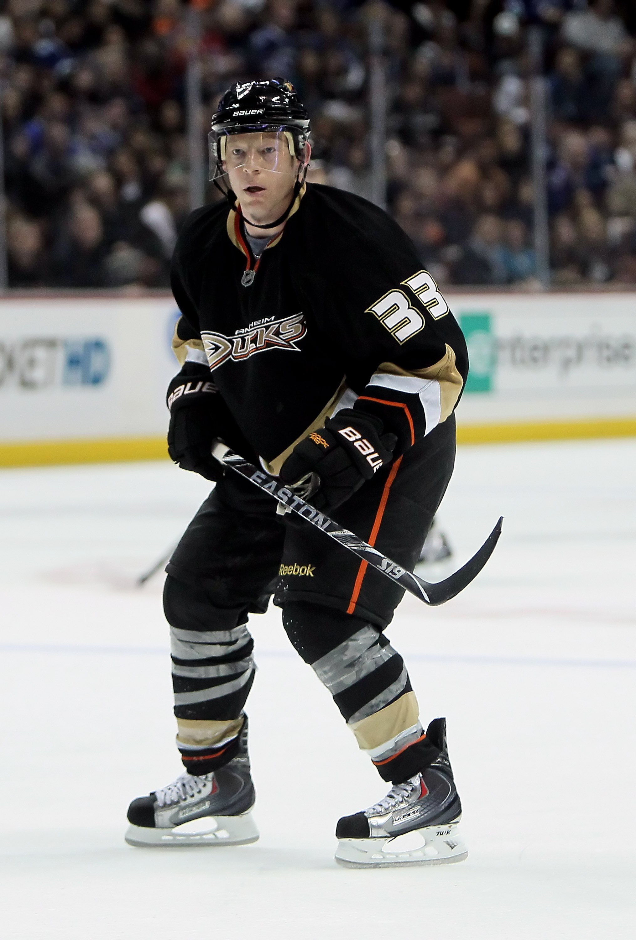ANAHEIM, CA - APRIL 02:  Jason Blake #33 of the Anaheim Ducks skates against the Vancouver Canucks at the Honda Center on April 2, 2010 in Anaheim, California.  (Photo by Jeff Gross/Getty Images)