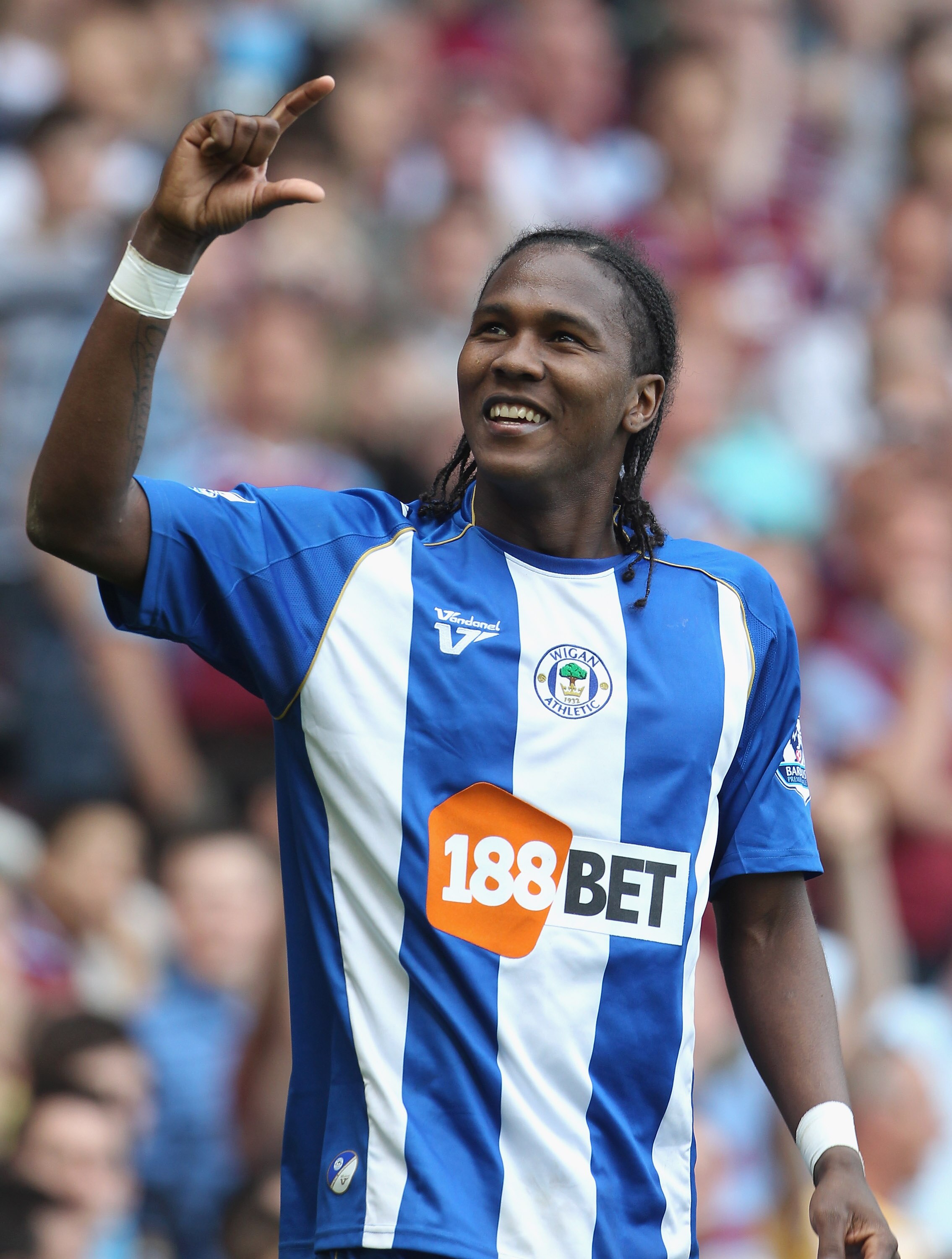LONDON, ENGLAND - APRIL 24:  Hugo Rodallega of Wigan celebrates after scoring during the Barclays Premier League match between West Ham United and Wigan Athletic at the Boleyn Ground on April 24, 2010 in London, England.  (Photo by Phil Cole/Getty Images)