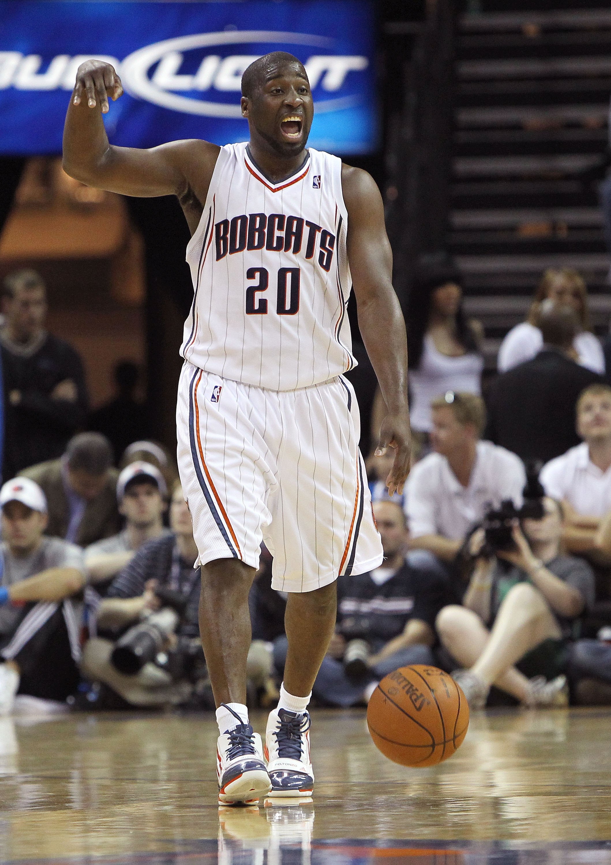 CHARLOTTE - APRIL 24:  Guard Raymond Felton #20 of the Charlotte Bobcats dribbles with the ball during Game Three of the Eastern Conference Quarterfinals against the Orlando Magic during the 2010 NBA Playoffs at Time Warner Cable Arena on April 24, 2010 i