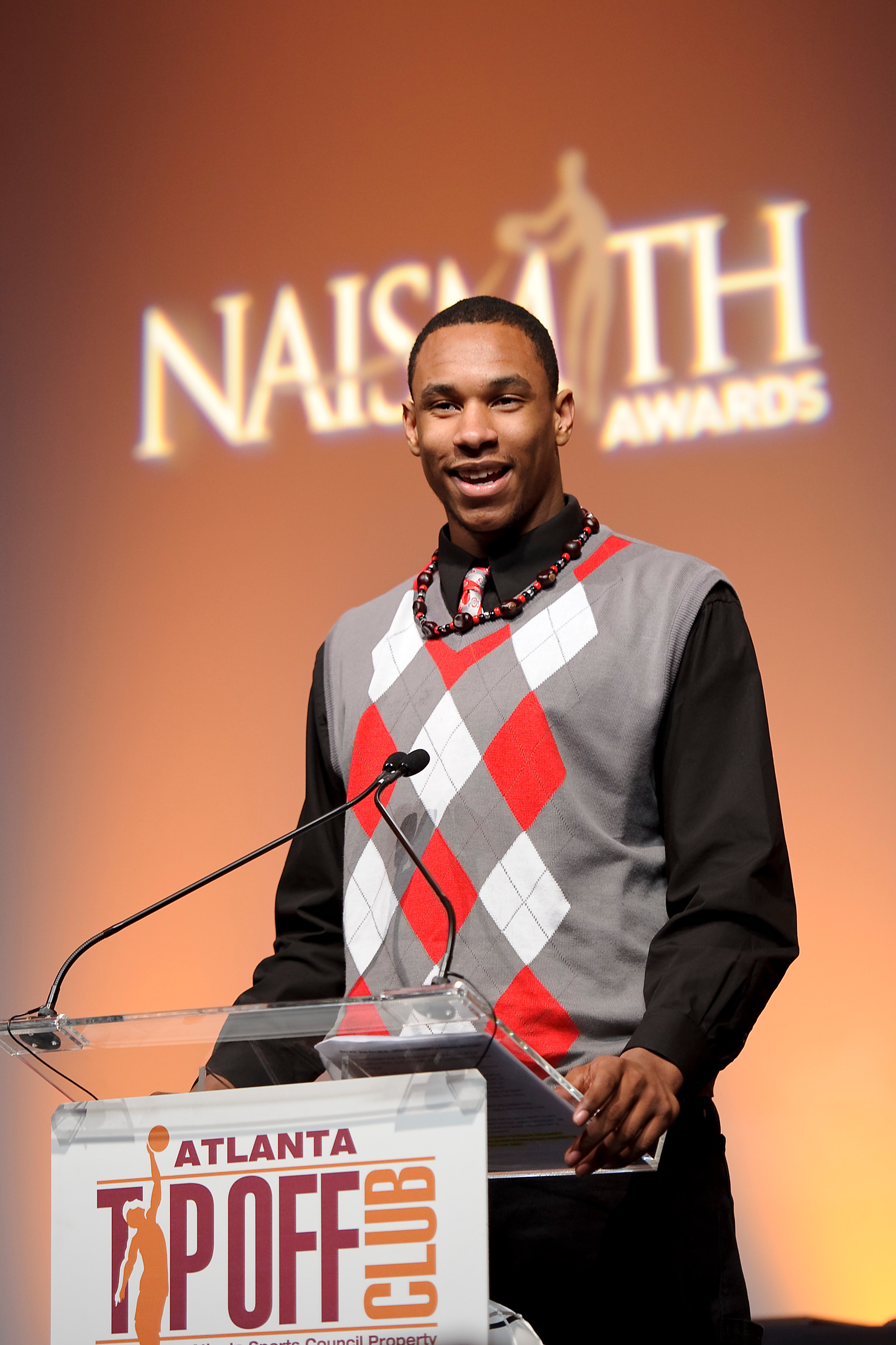 ATLANTA - MARCH 23: Jared Sullinger of Northland High School in Columbus, Ohio speaks at the Atlanta Tipoff Club Naismith Award Banquet at the Cobb Energy Performing Arts Center on March 23, 2010 in Atlanta, Georgia. Jared was the Boy's winner for the 'Na
