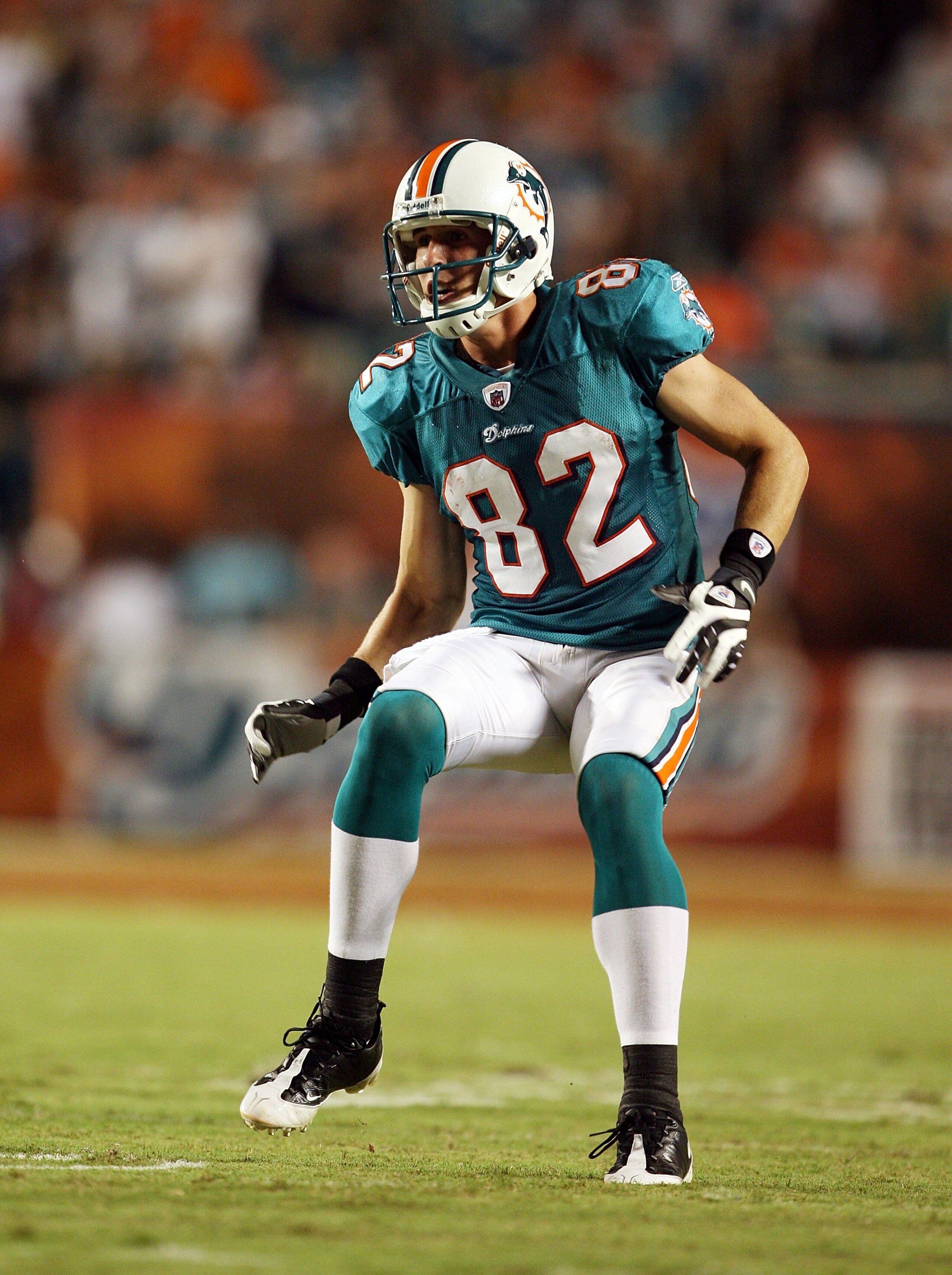 MIAMI - SEPTEMBER 21:  Wide receiver Brian Hartline #82 of the Miami Dolphins runs downfield to cover on a kick-off against the Indianapolis Colts at Land Shark Stadium on September 21, 2009 in Miami, Florida. The Colts defeated the Dolphins 27-23.  (Phot