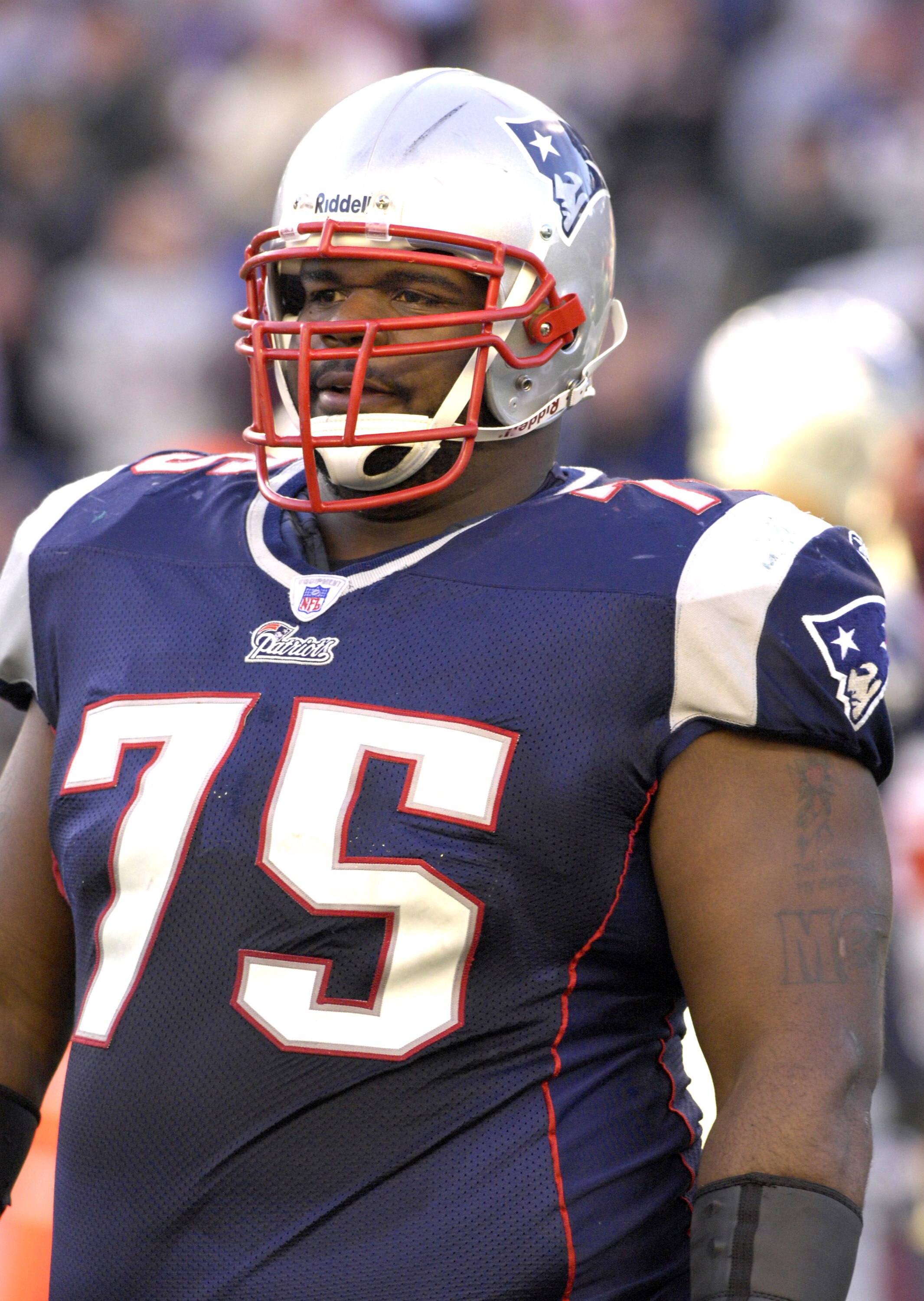 New England Patriots defensive lineman Vince Wilfork  against the New York Jets  in an NFL wild card playoff game Jan. 7, 2007 in Foxborough.  The Pats won 37 - 16.  (Photo by Al Messerschmidt/Getty Images)