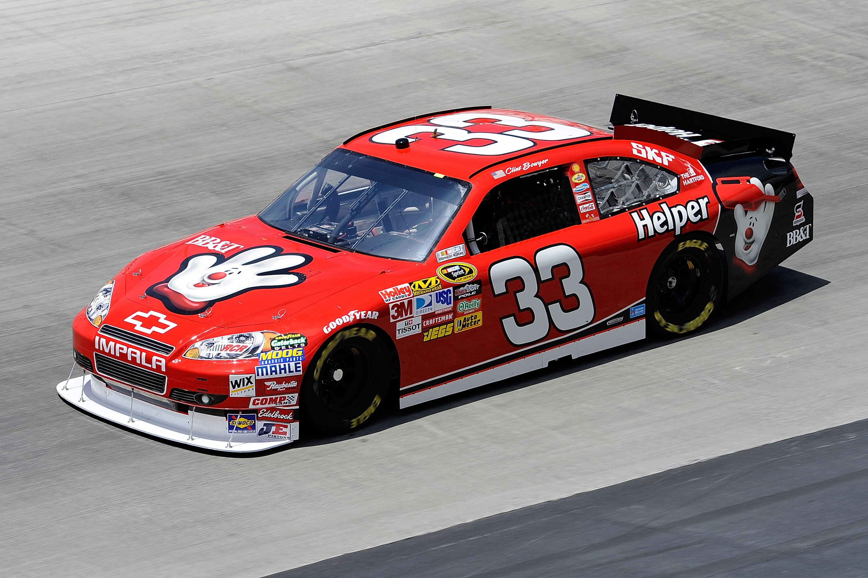BRISTOL, TN - AUGUST 20:  Clint Bowyer drives the #33 Hamburger Helper Chevrolet during practice for the NASCAR Sprint Cup Series IRWIN Tools Night Race at Bristol Motor Speedway on August 20, 2010 in Bristol, Tennessee.  (Photo by John Harrelson/Getty Im